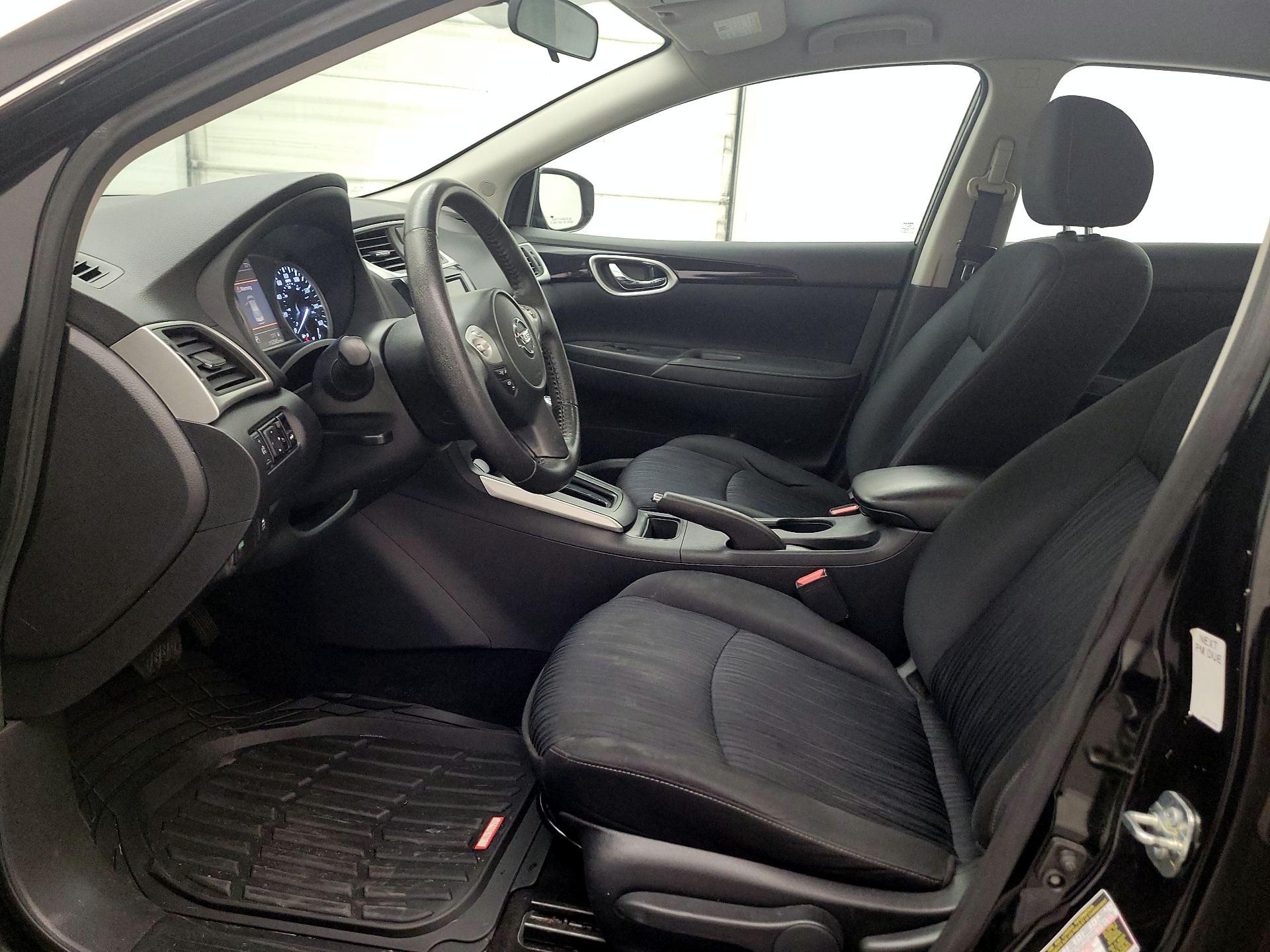 Thumbnail: 2019 Nissan Sentra - 11