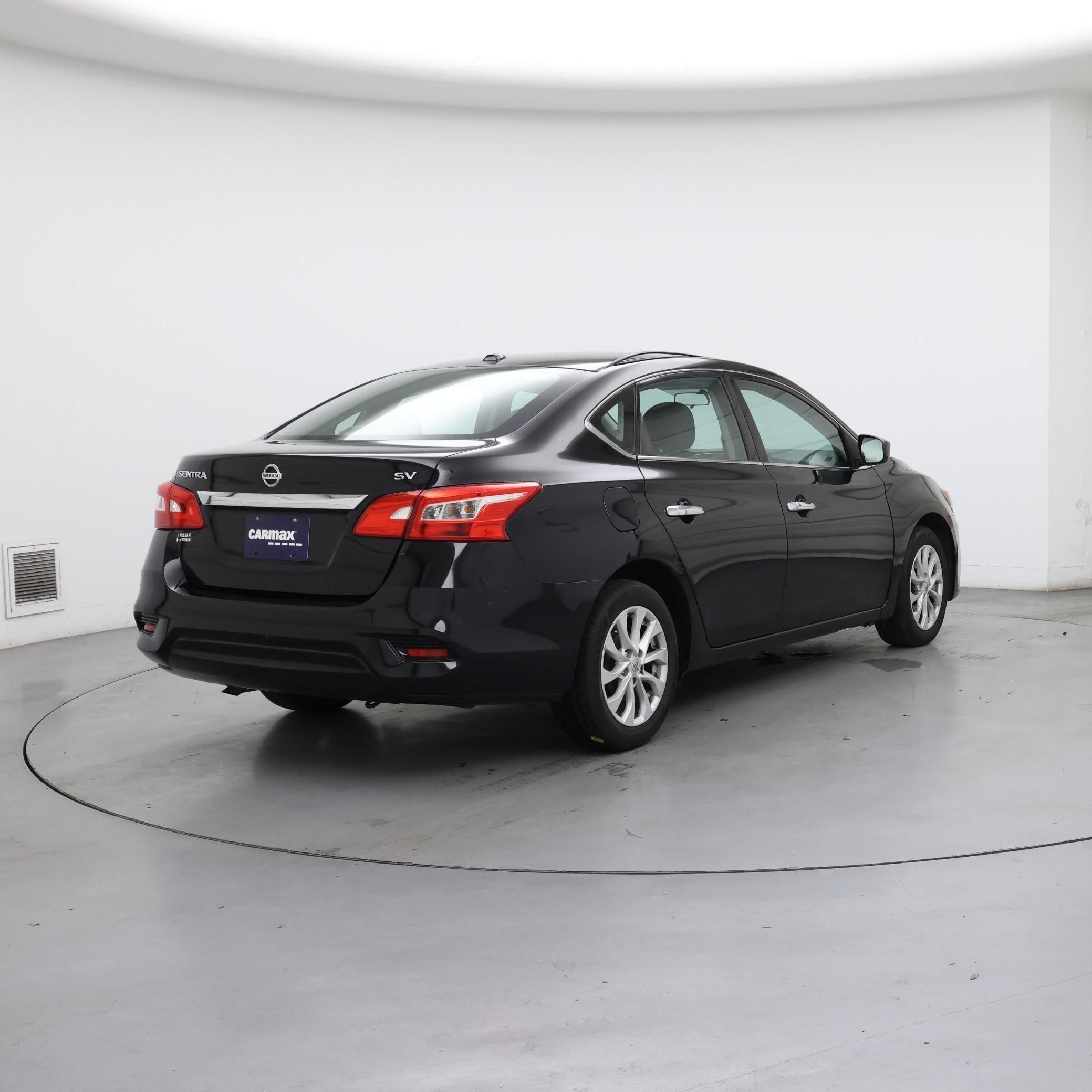Thumbnail: 2019 Nissan Sentra - 8