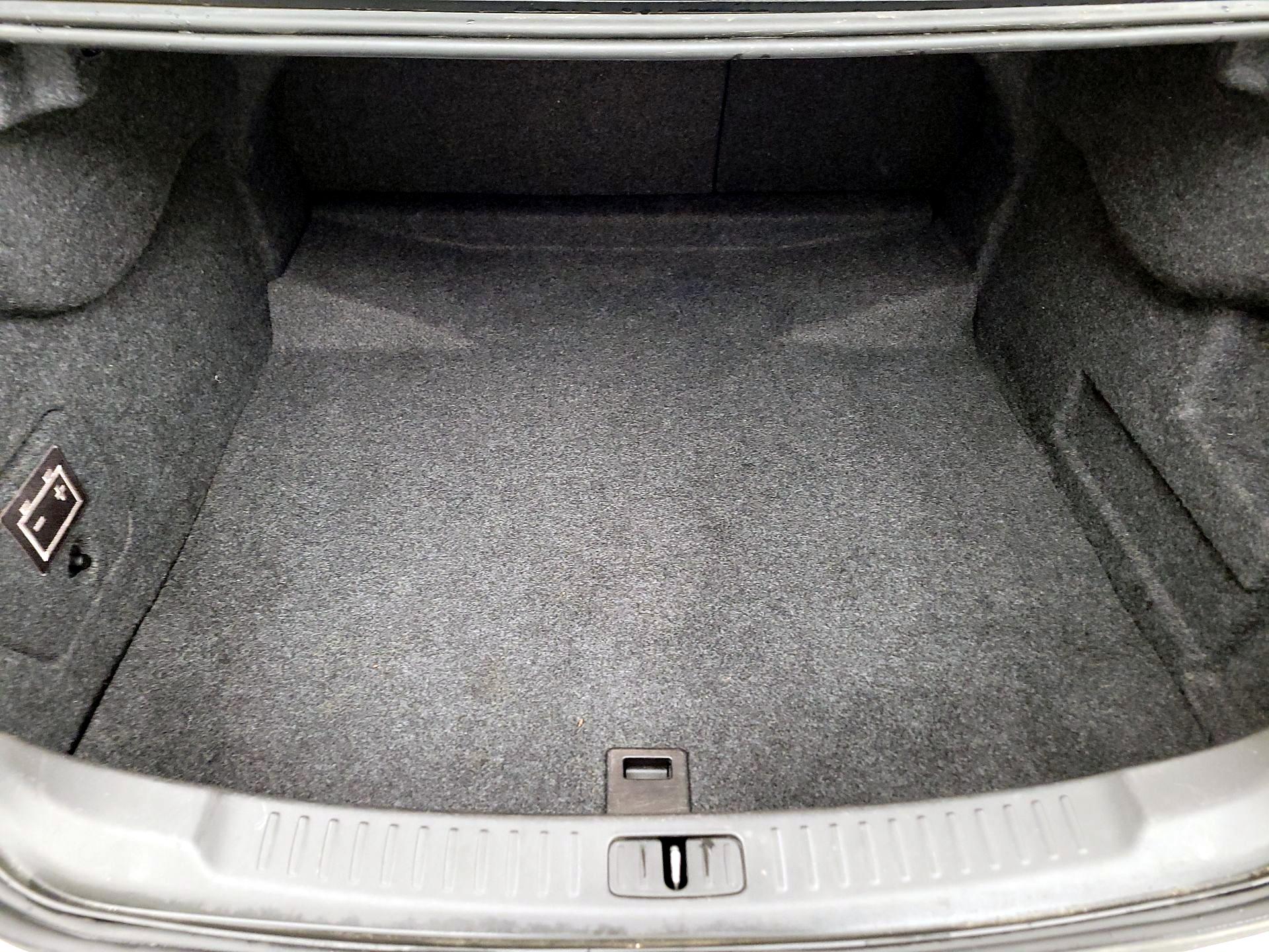 Thumbnail: 2015 Chevrolet Malibu - 20