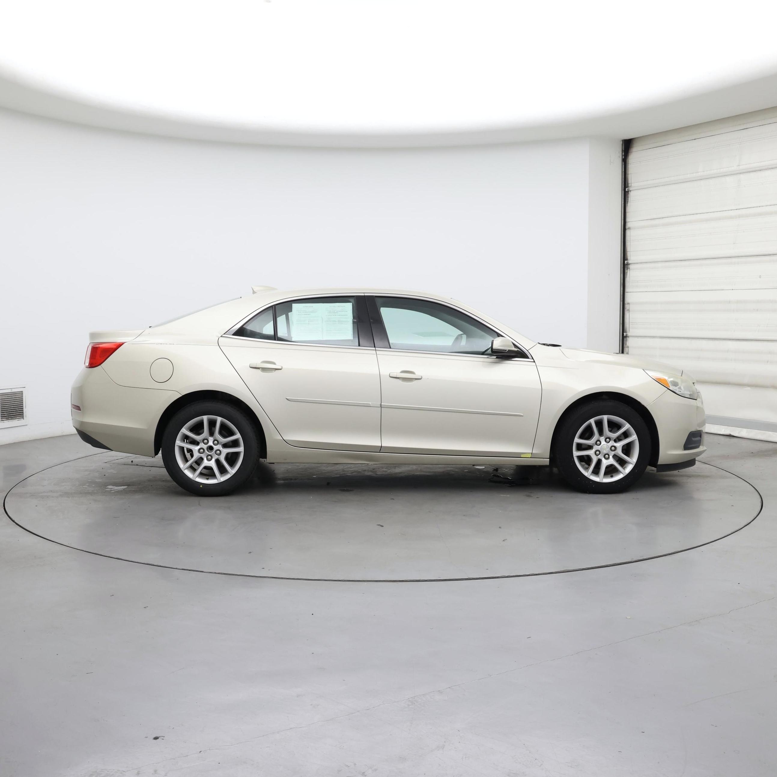 Thumbnail: 2015 Chevrolet Malibu - 7