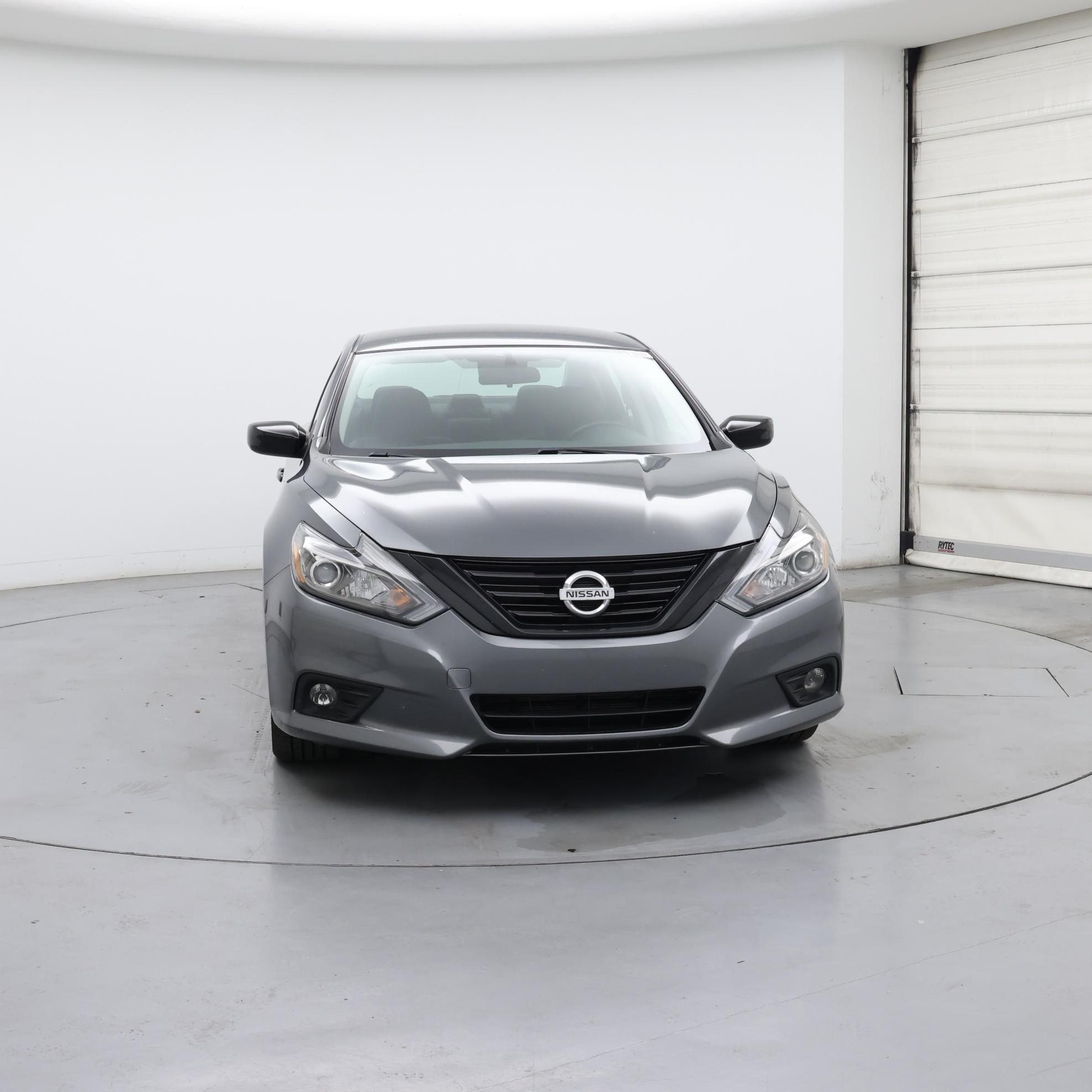 Thumbnail: 2018 Nissan Altima - 5