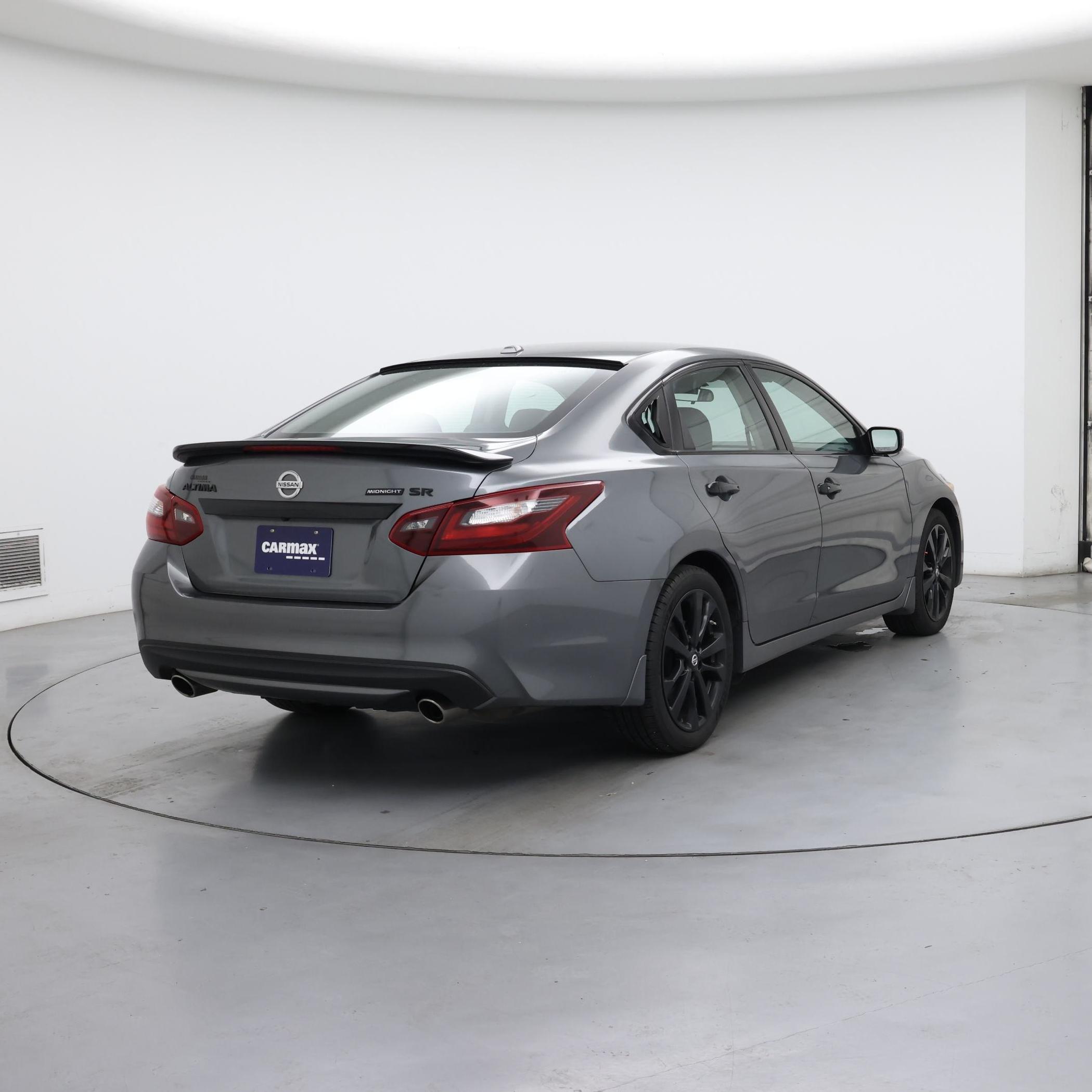 Thumbnail: 2018 Nissan Altima - 8
