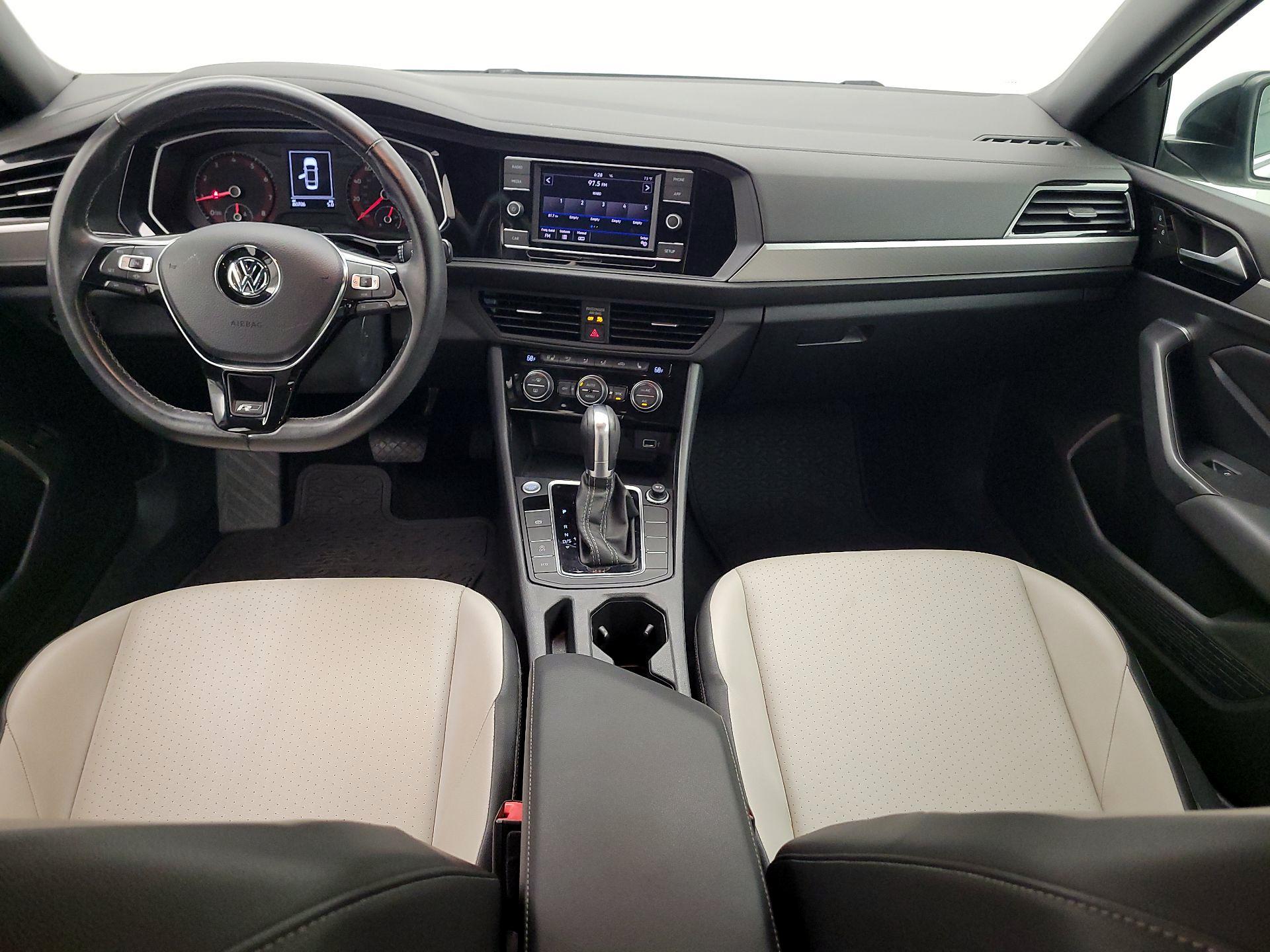 Thumbnail: 2019 Volkswagen Jetta - 9