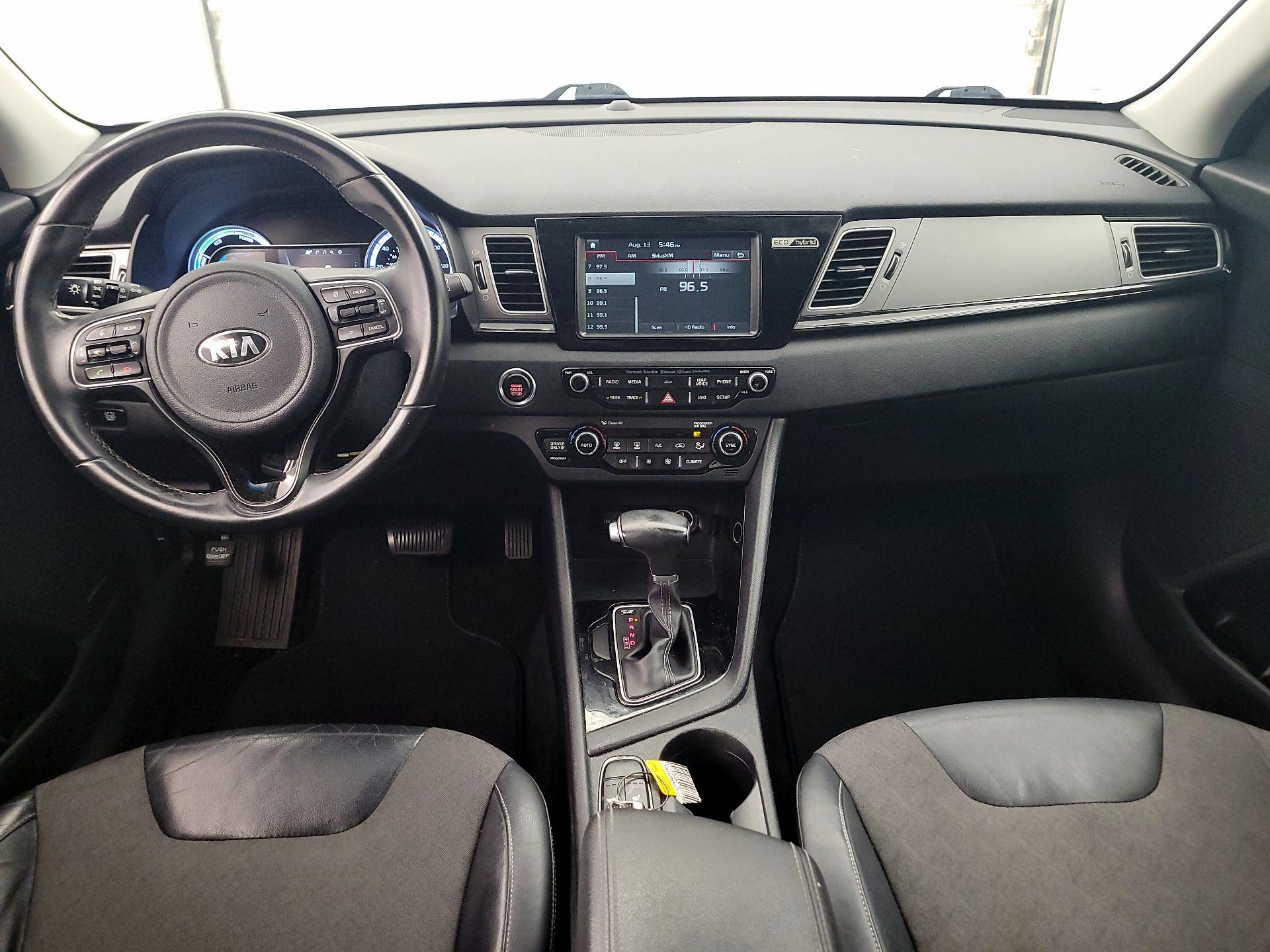 Thumbnail: 2017 Kia Niro - 9