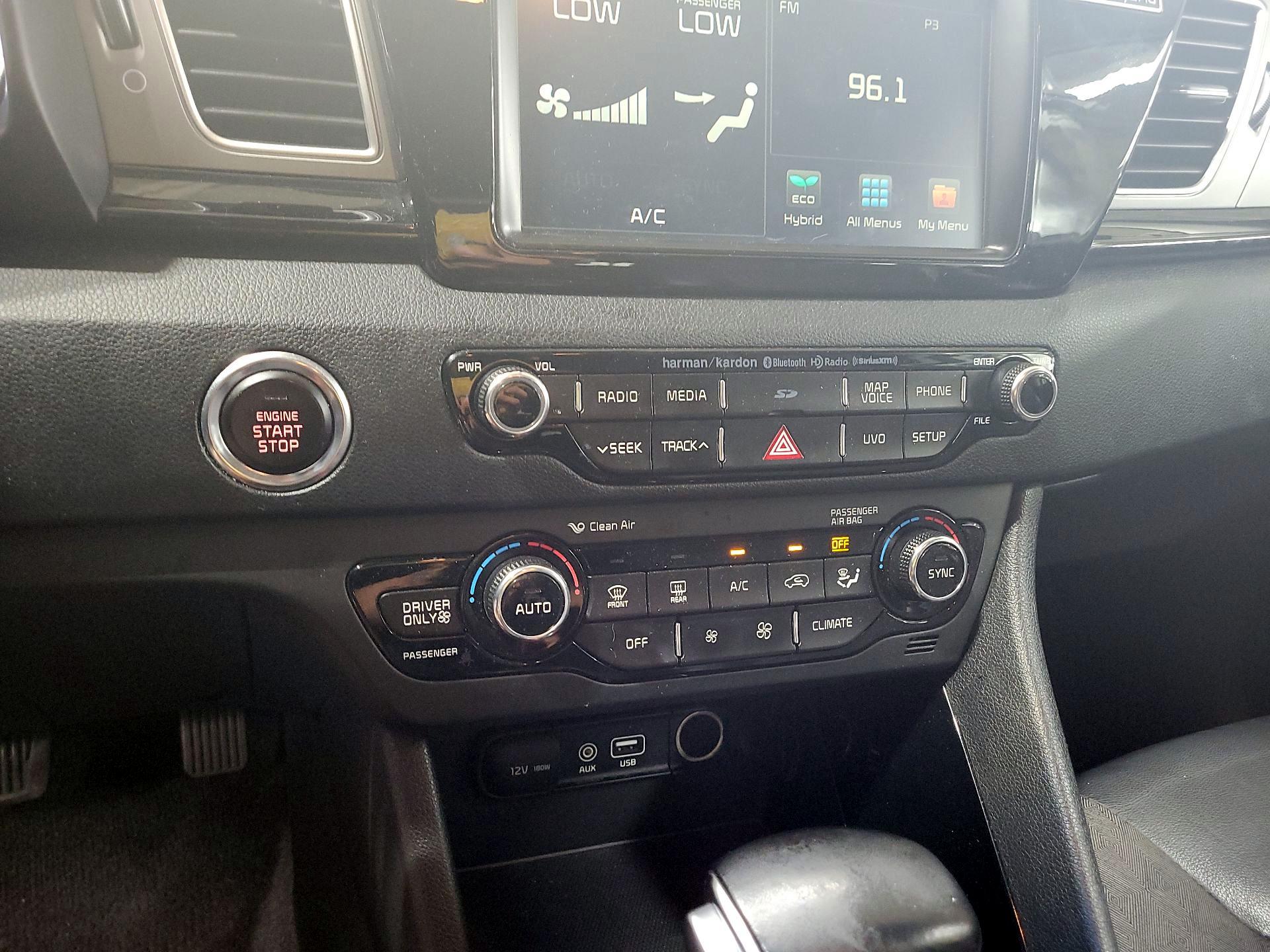 Thumbnail: 2017 Kia Niro - 16