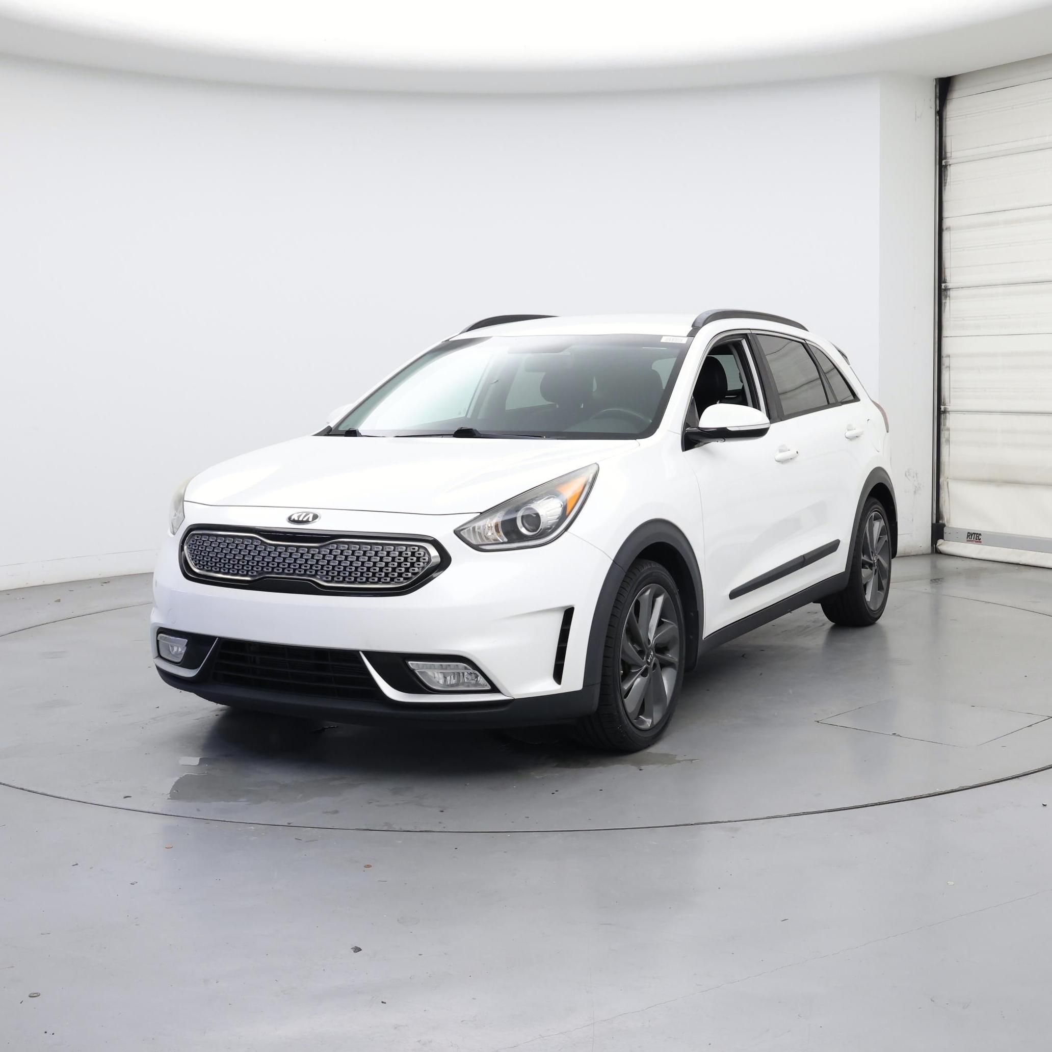 Thumbnail: 2017 Kia Niro - 4