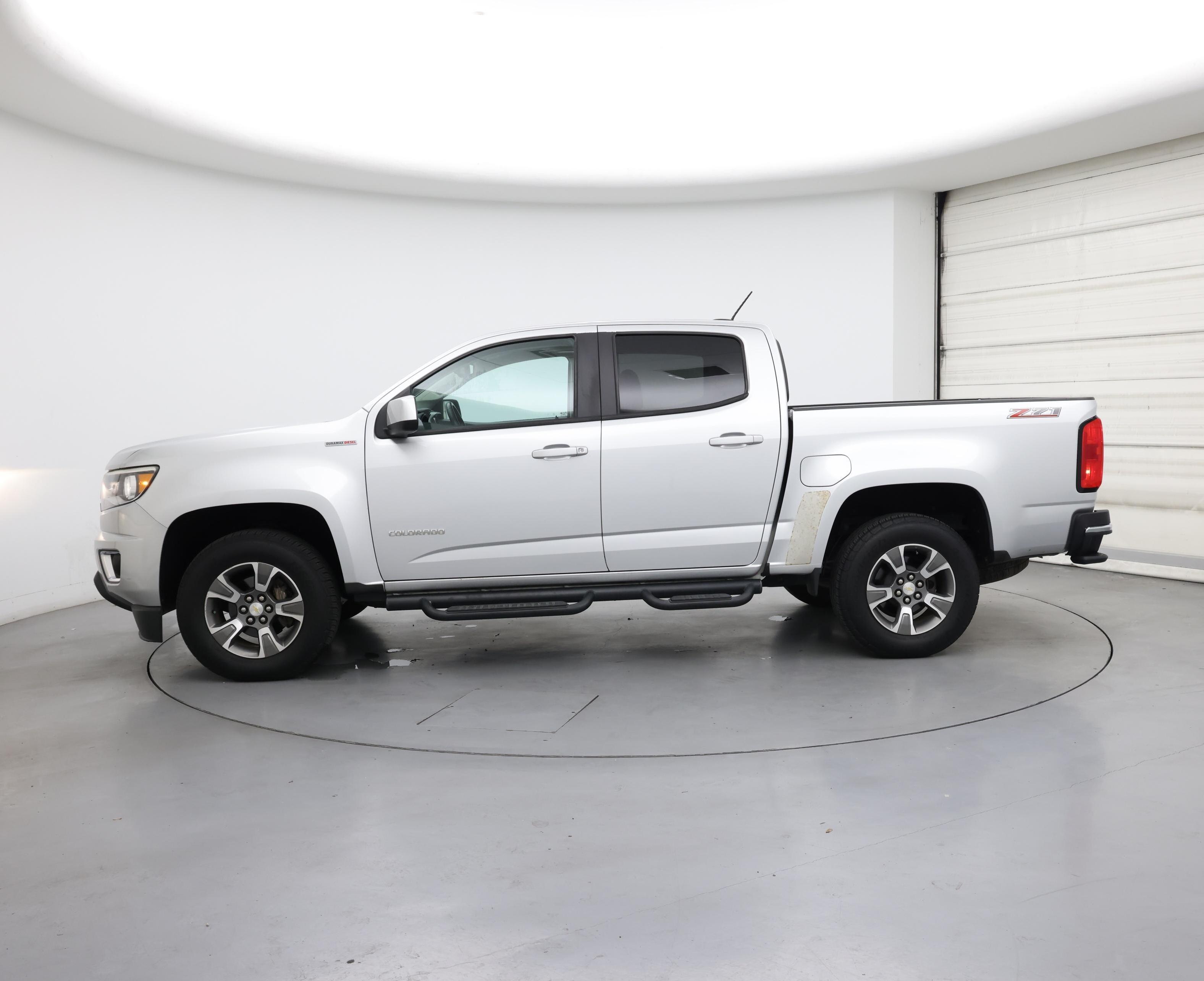 Thumbnail: 2016 Chevrolet Colorado - 3