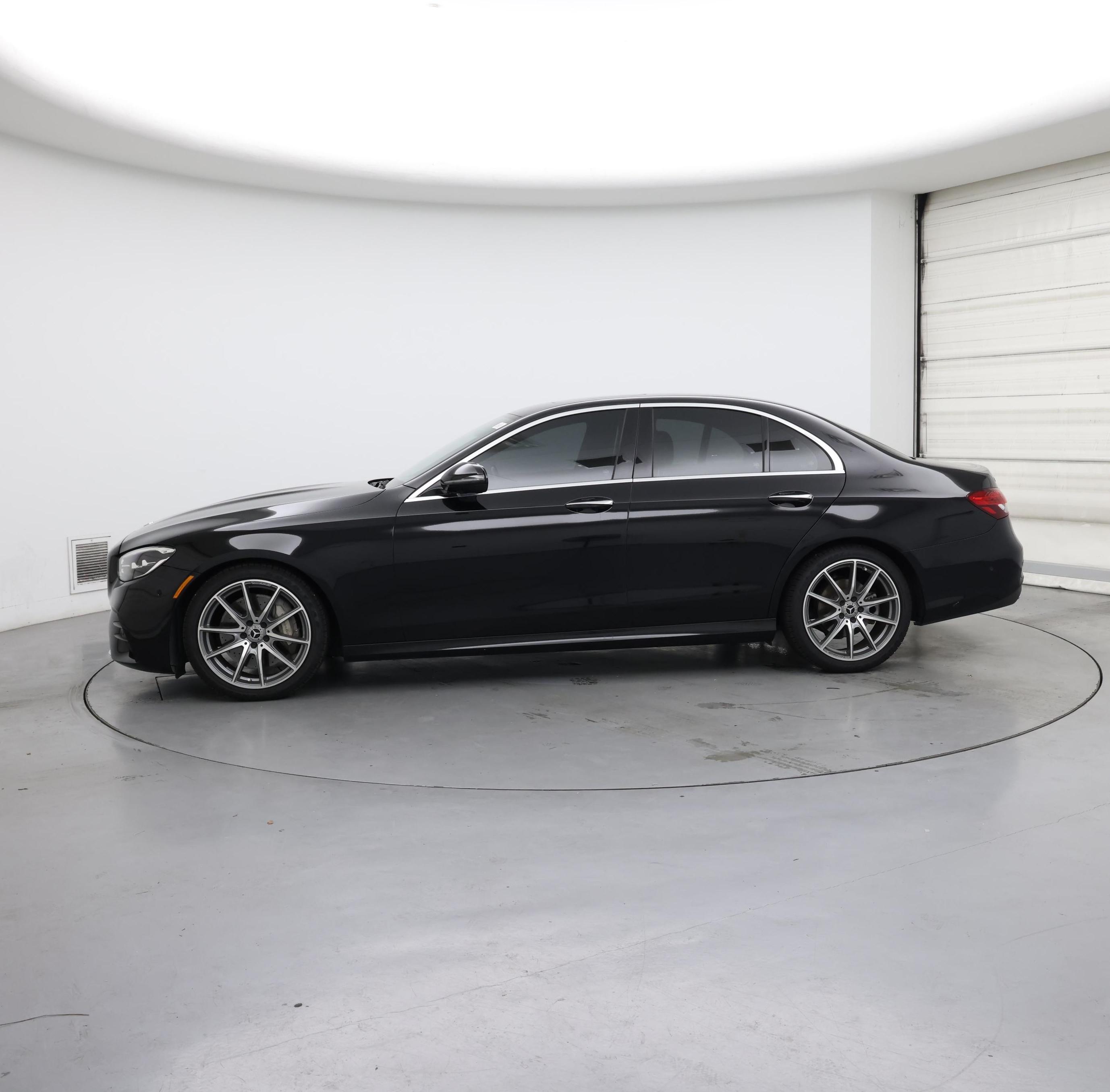 Thumbnail: 2021 Mercedes-Benz E-Class - 3