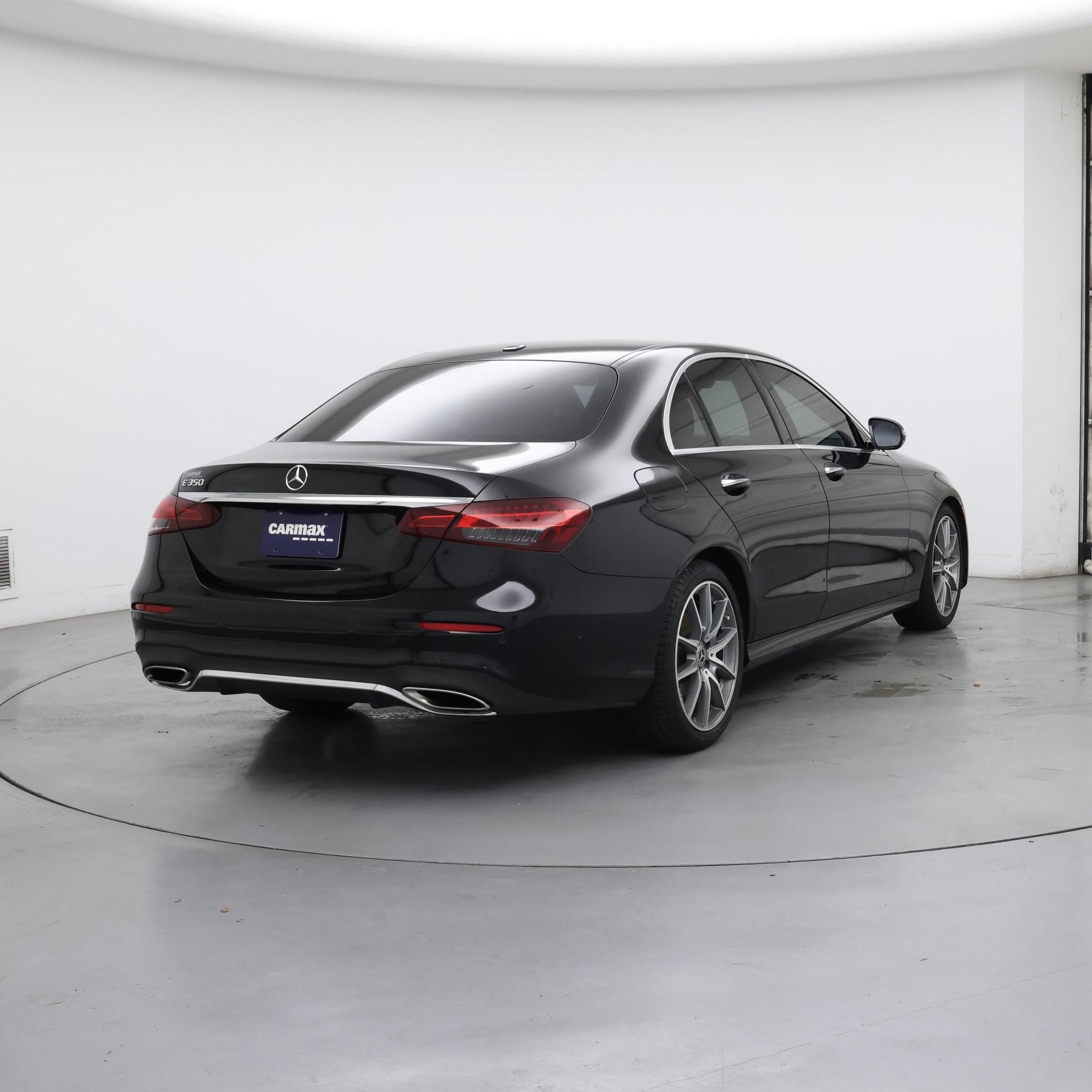 Thumbnail: 2021 Mercedes-Benz E-Class - 8