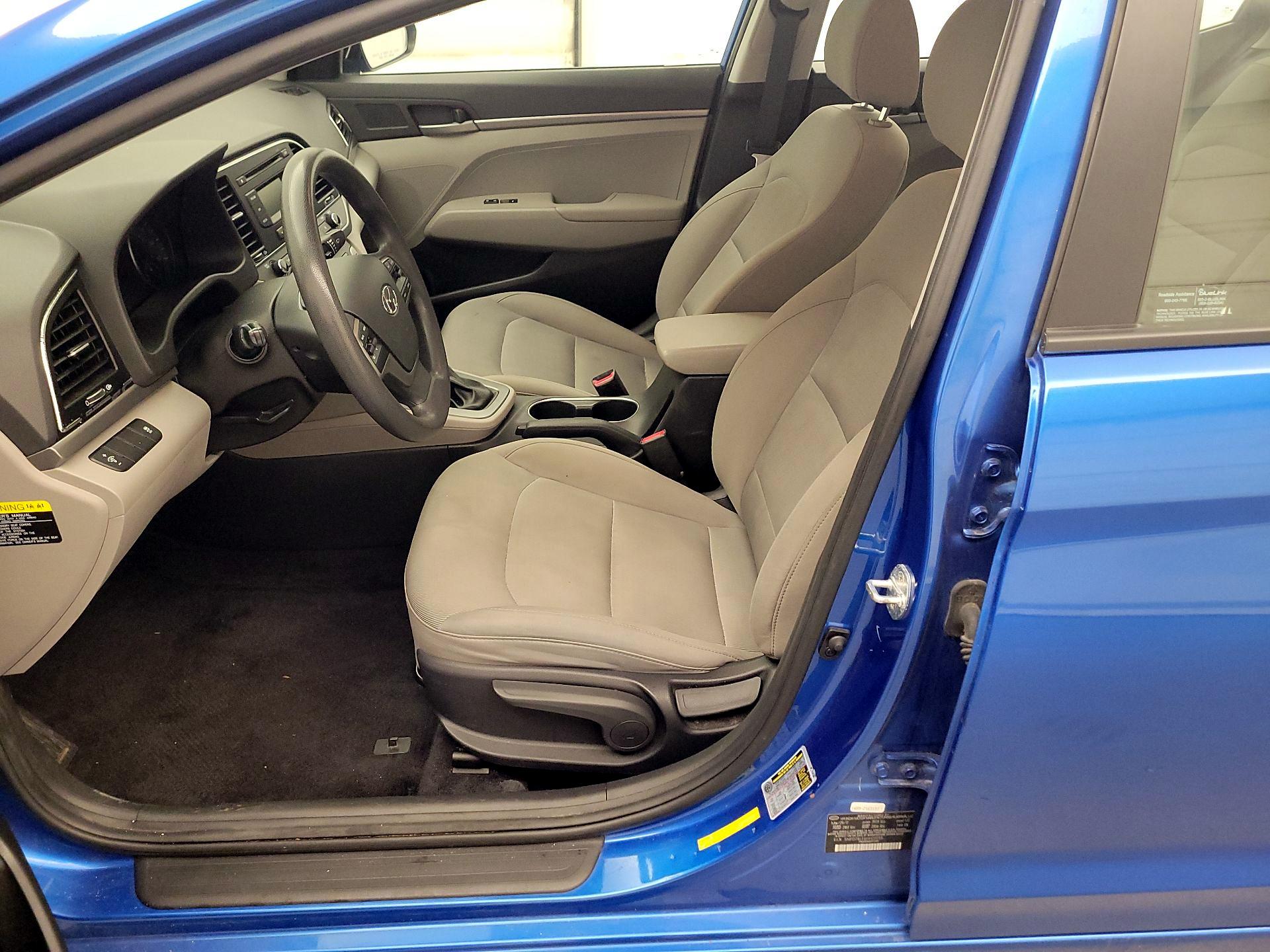 Thumbnail: 2017 Hyundai Elantra - 11