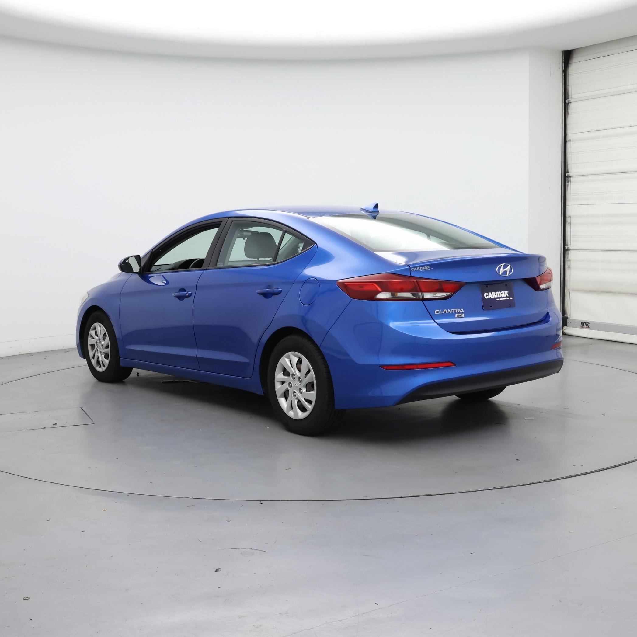 Thumbnail: 2017 Hyundai Elantra - 2