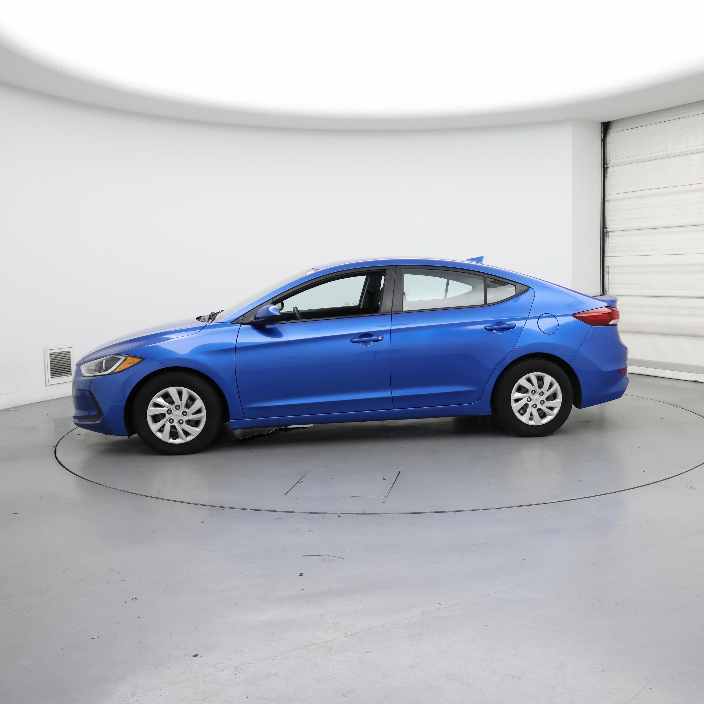 Thumbnail: 2017 Hyundai Elantra - 3