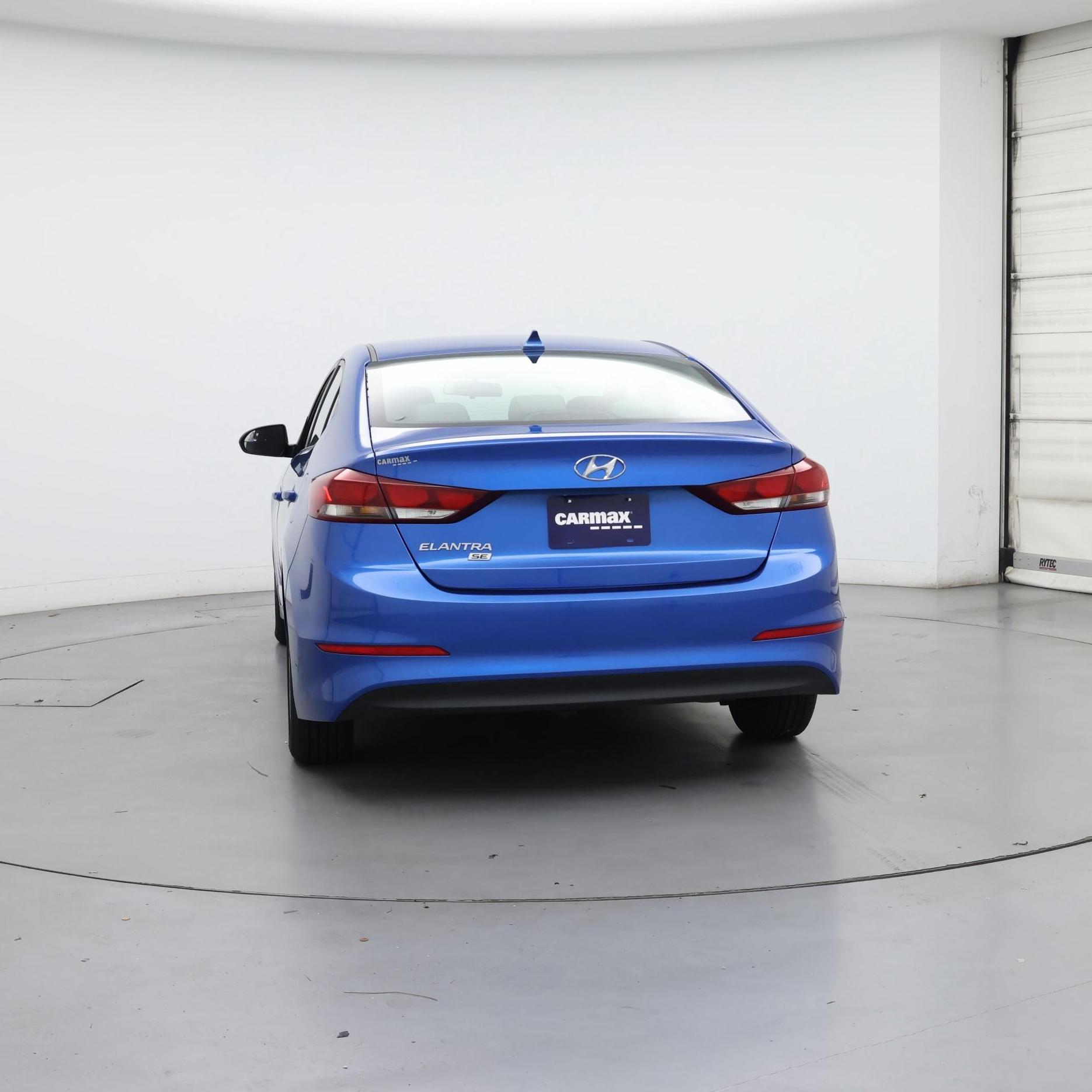 Thumbnail: 2017 Hyundai Elantra - 6