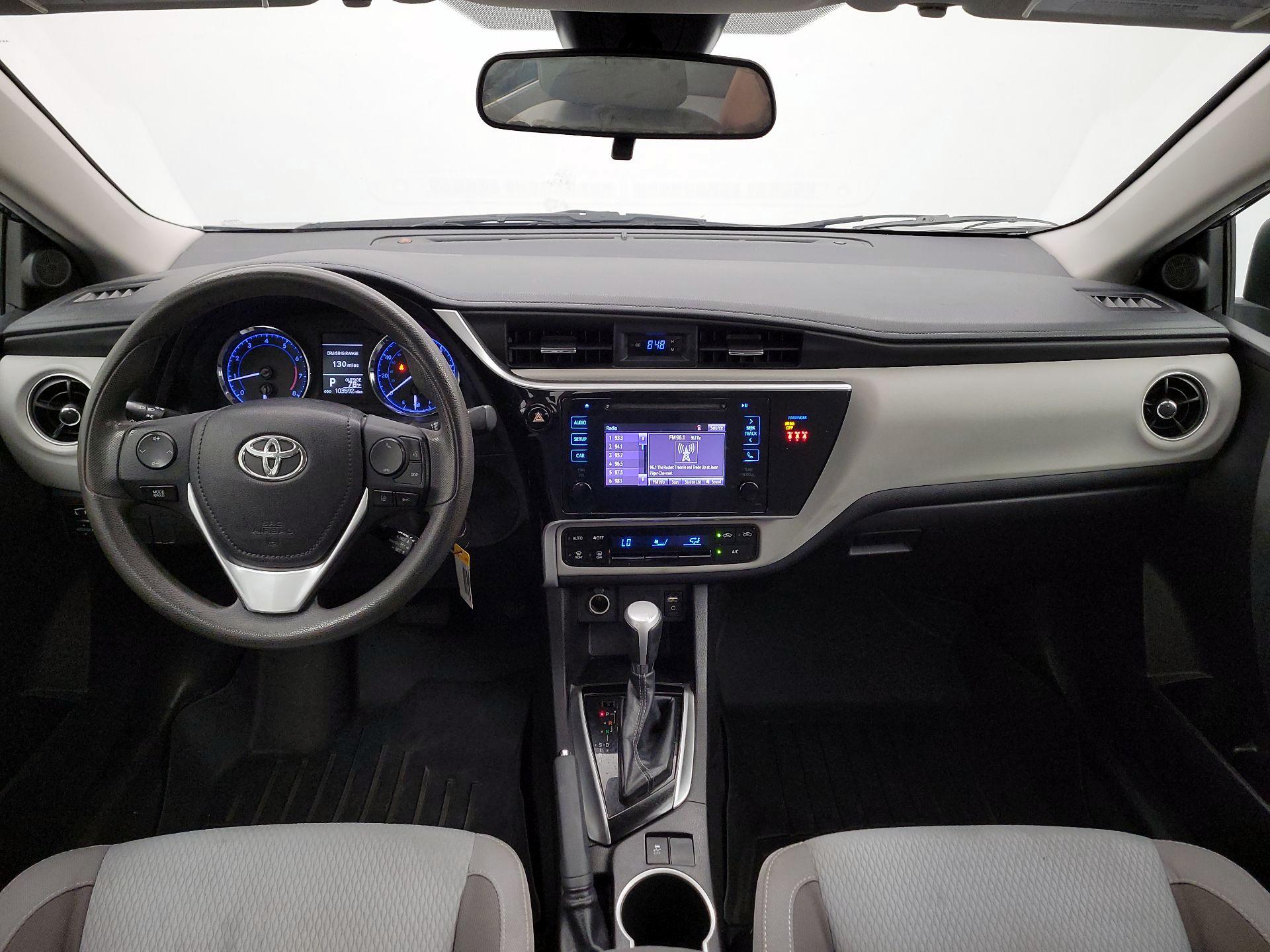 Thumbnail: 2018 Toyota Corolla - 9