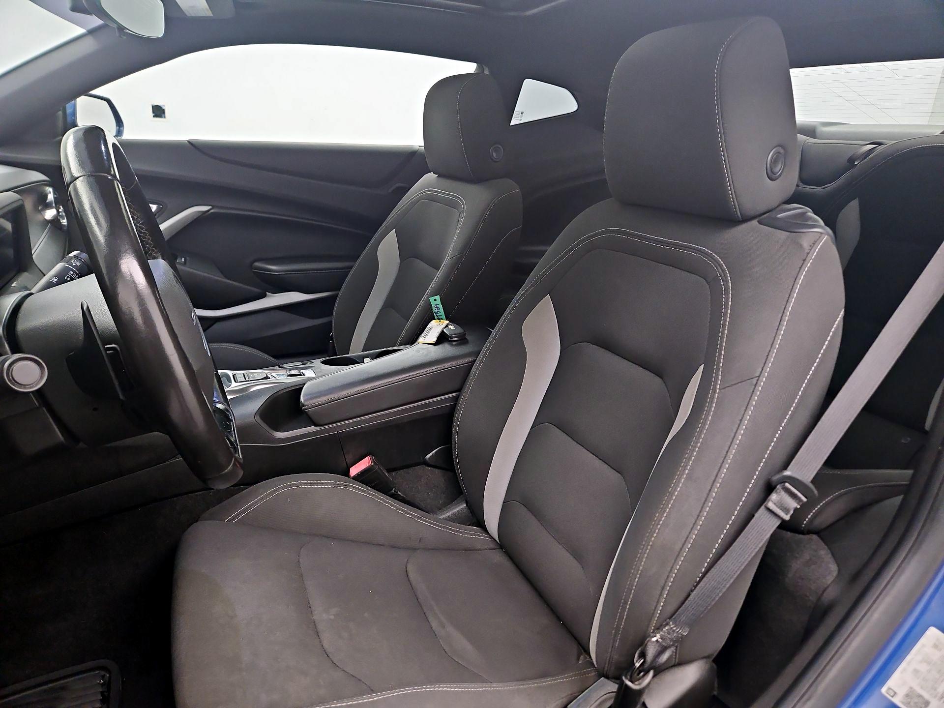 Thumbnail: 2020 Chevrolet Camaro - 11