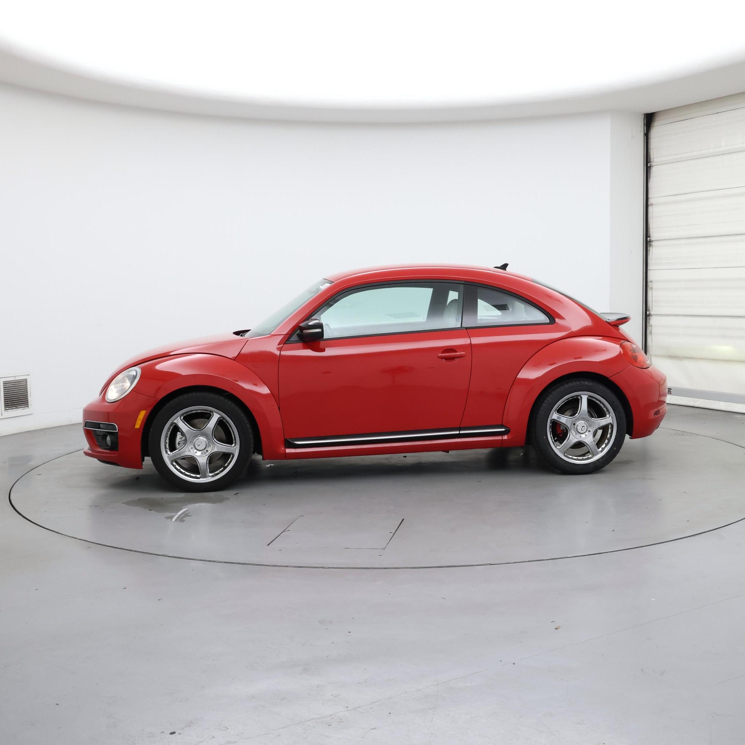 Thumbnail: 2014 Volkswagen Beetle - 3