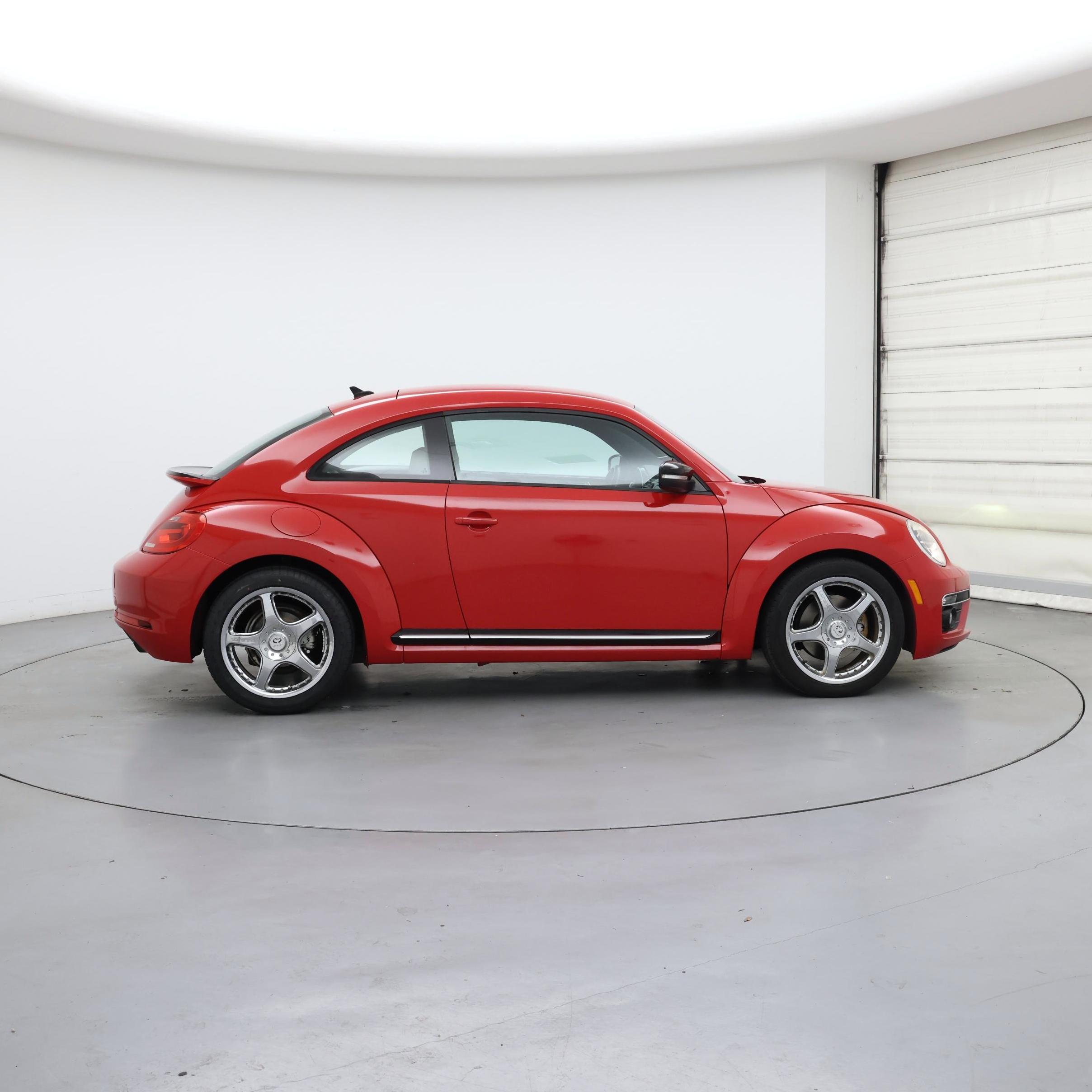 Thumbnail: 2014 Volkswagen Beetle - 7