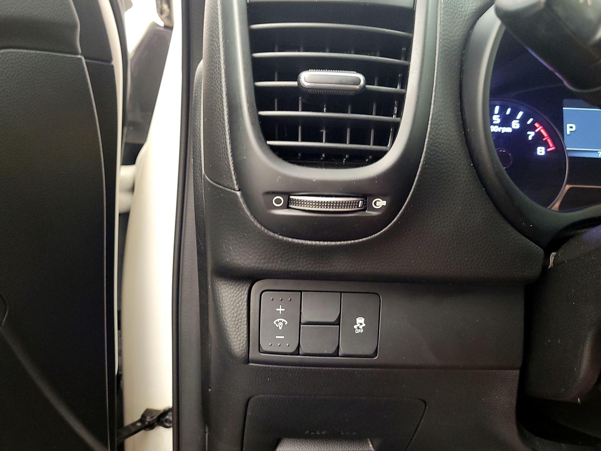 Thumbnail: 2019 Kia Soul - 13