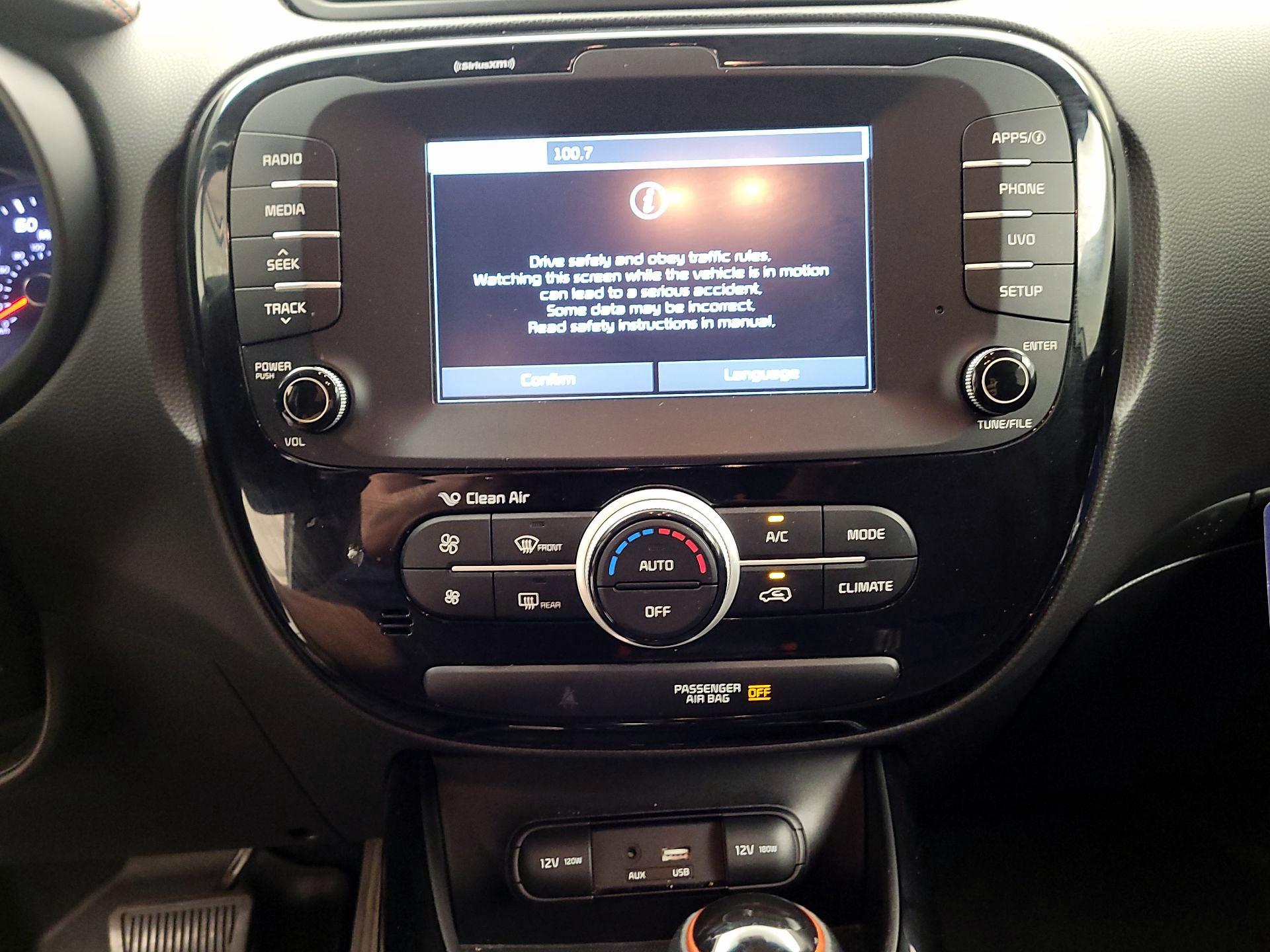 Thumbnail: 2019 Kia Soul - 16