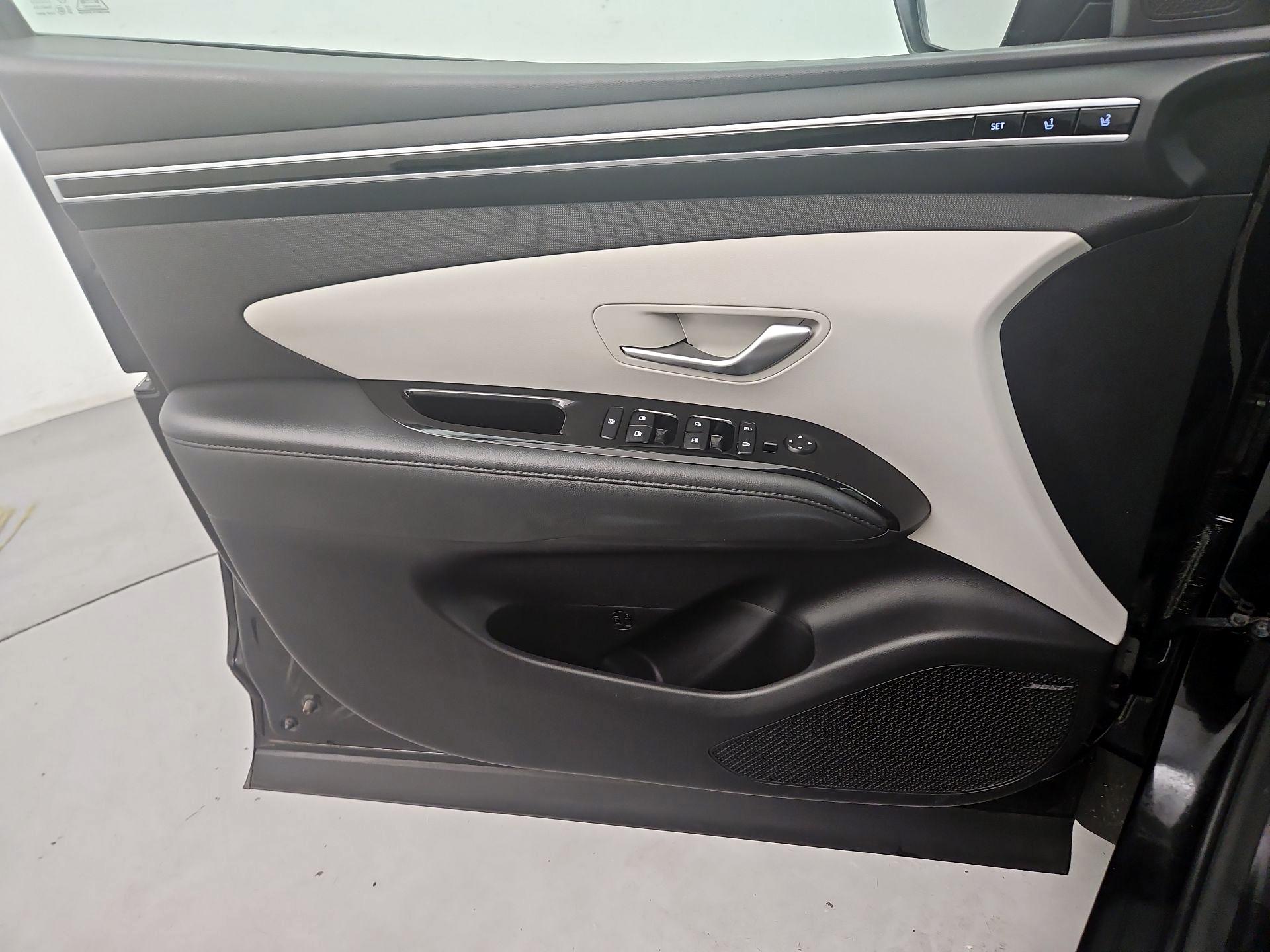 Thumbnail: 2023 Hyundai Tucson - 12