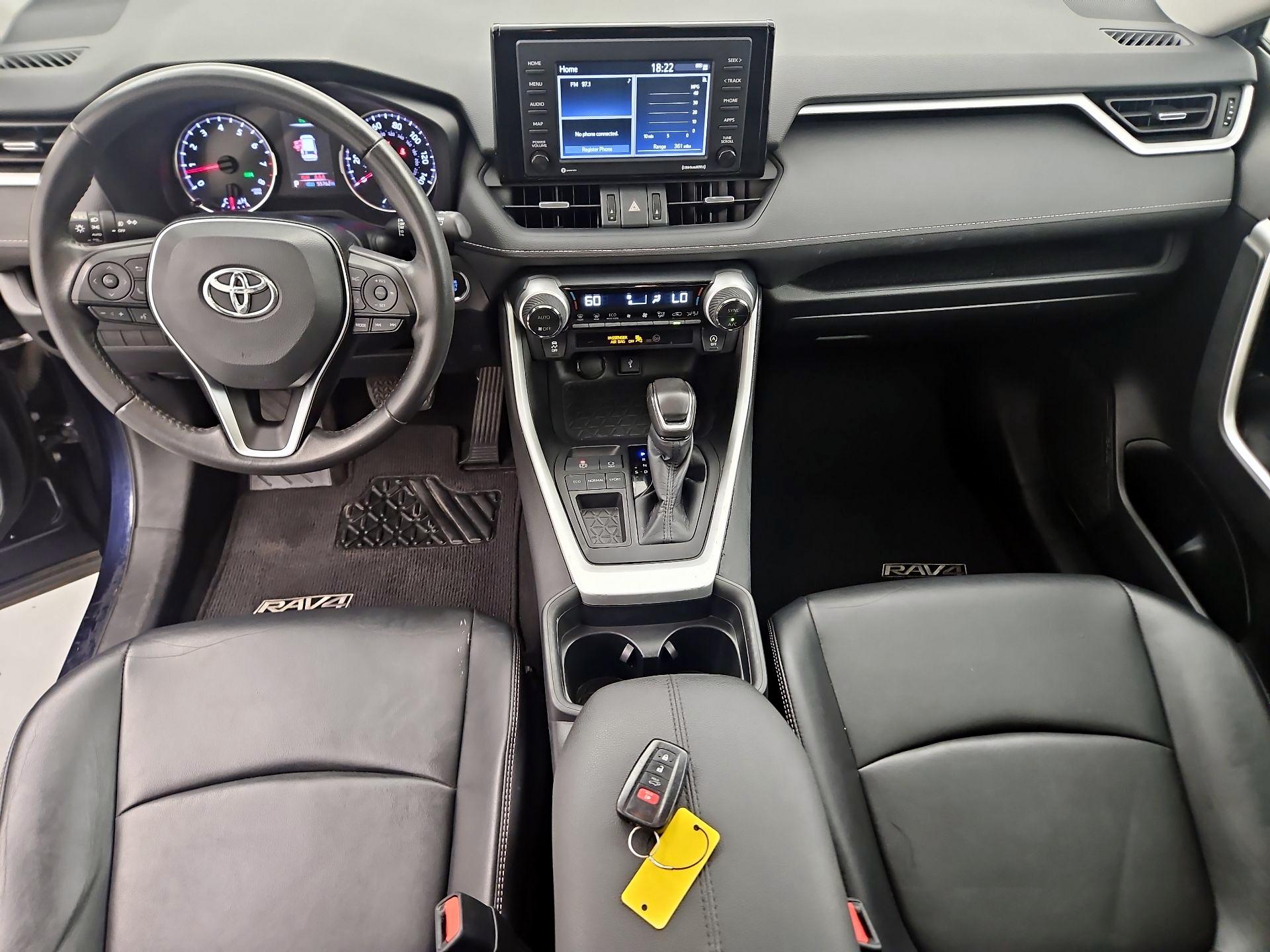 Thumbnail: 2020 Toyota RAV4 - 9