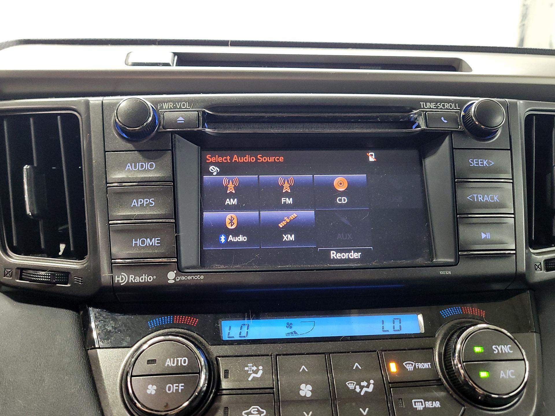 Thumbnail: 2015 Toyota RAV4 - 15