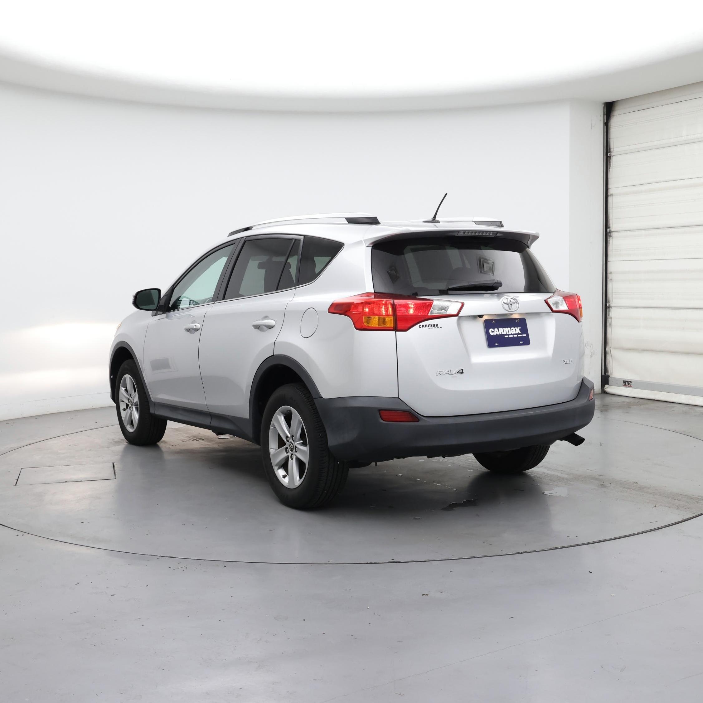 Thumbnail: 2015 Toyota RAV4 - 2