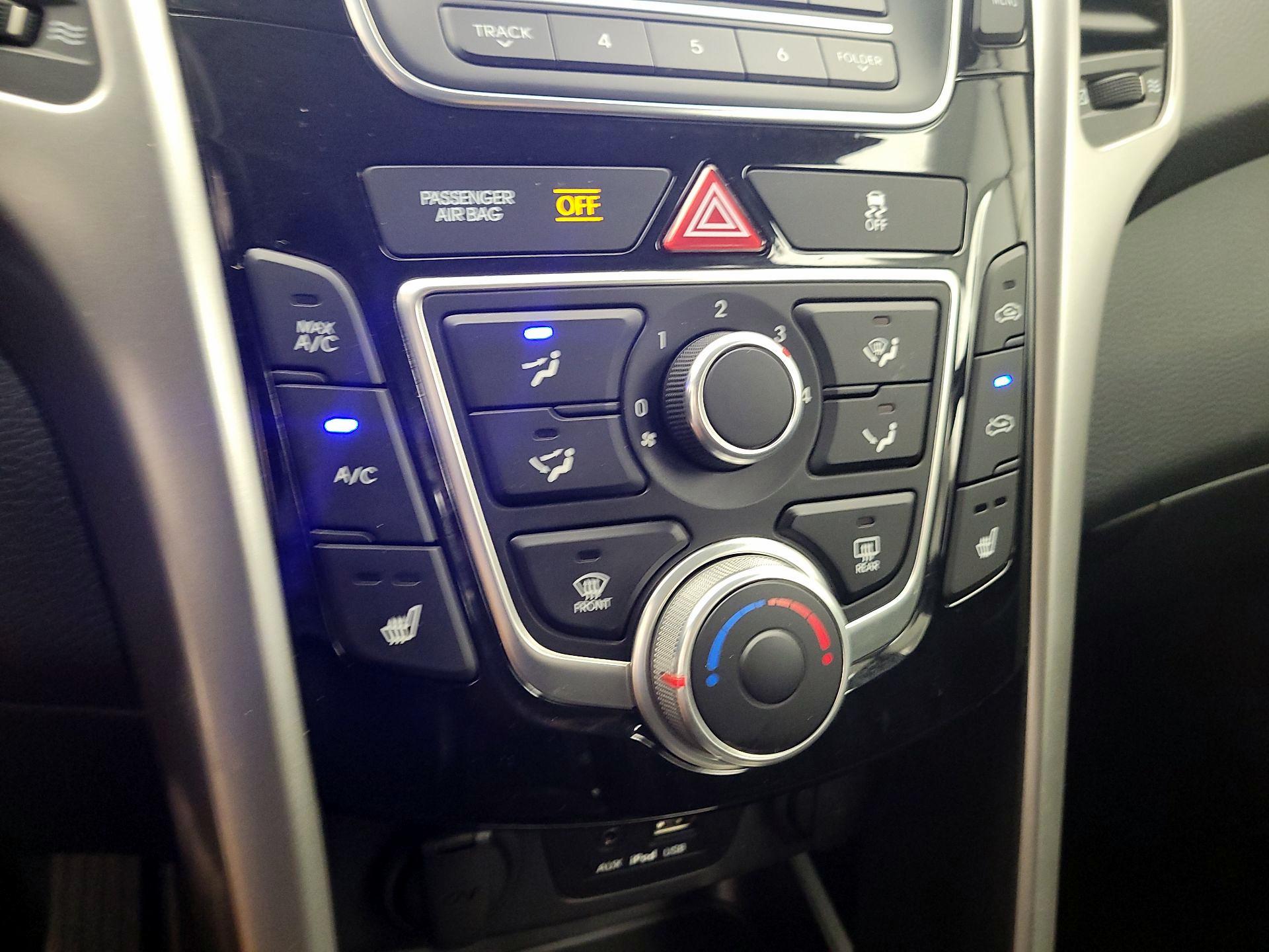 Thumbnail: 2017 Hyundai Elantra - 14