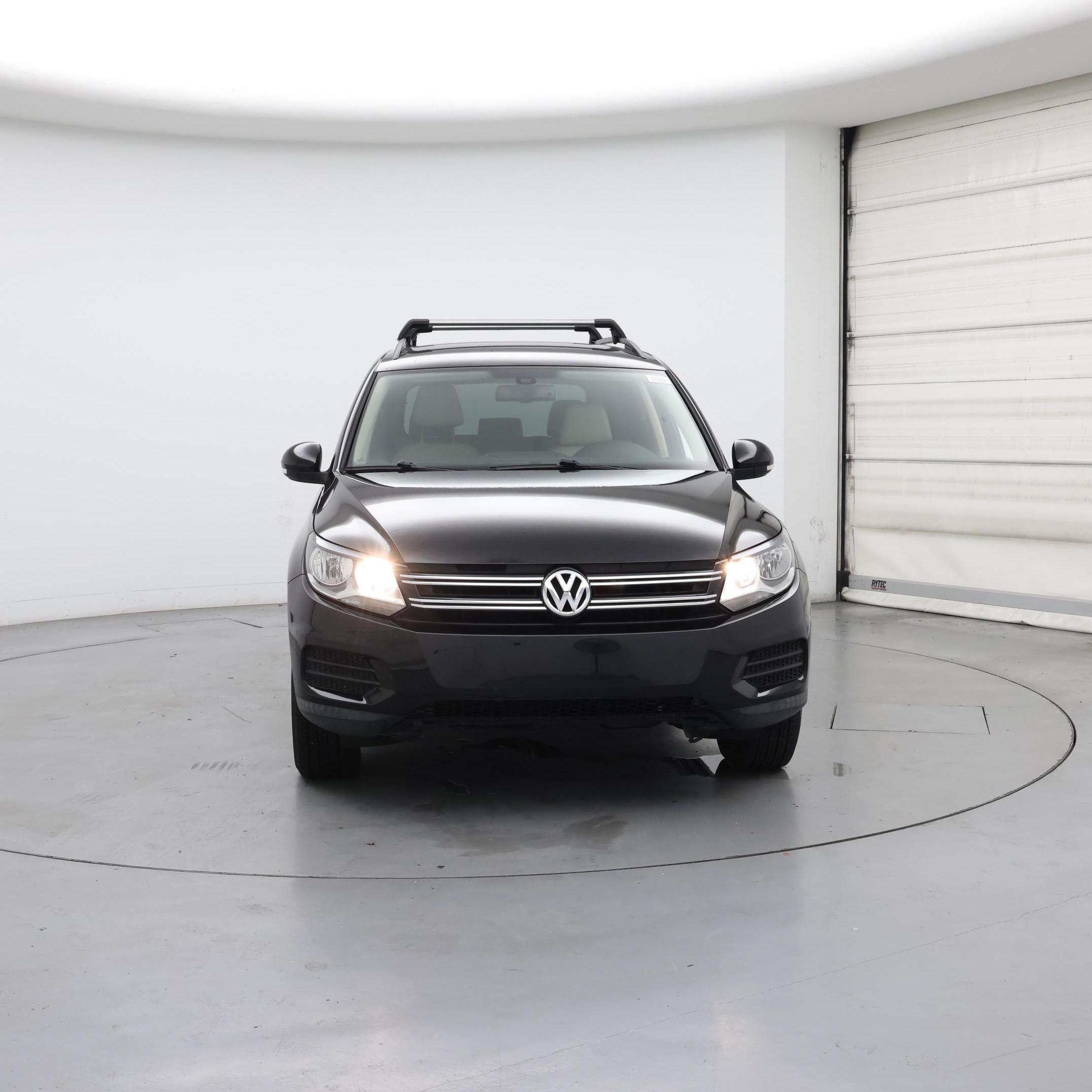 Thumbnail: 2017 Volkswagen Tiguan - 5