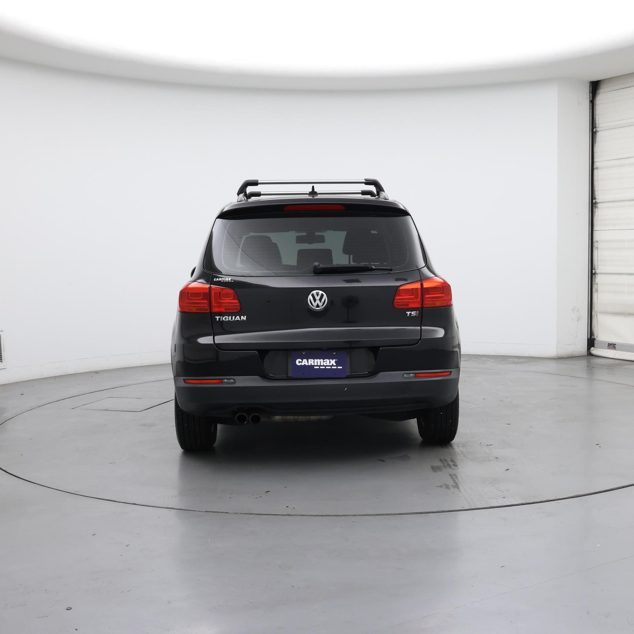 Thumbnail: 2017 Volkswagen Tiguan - 6