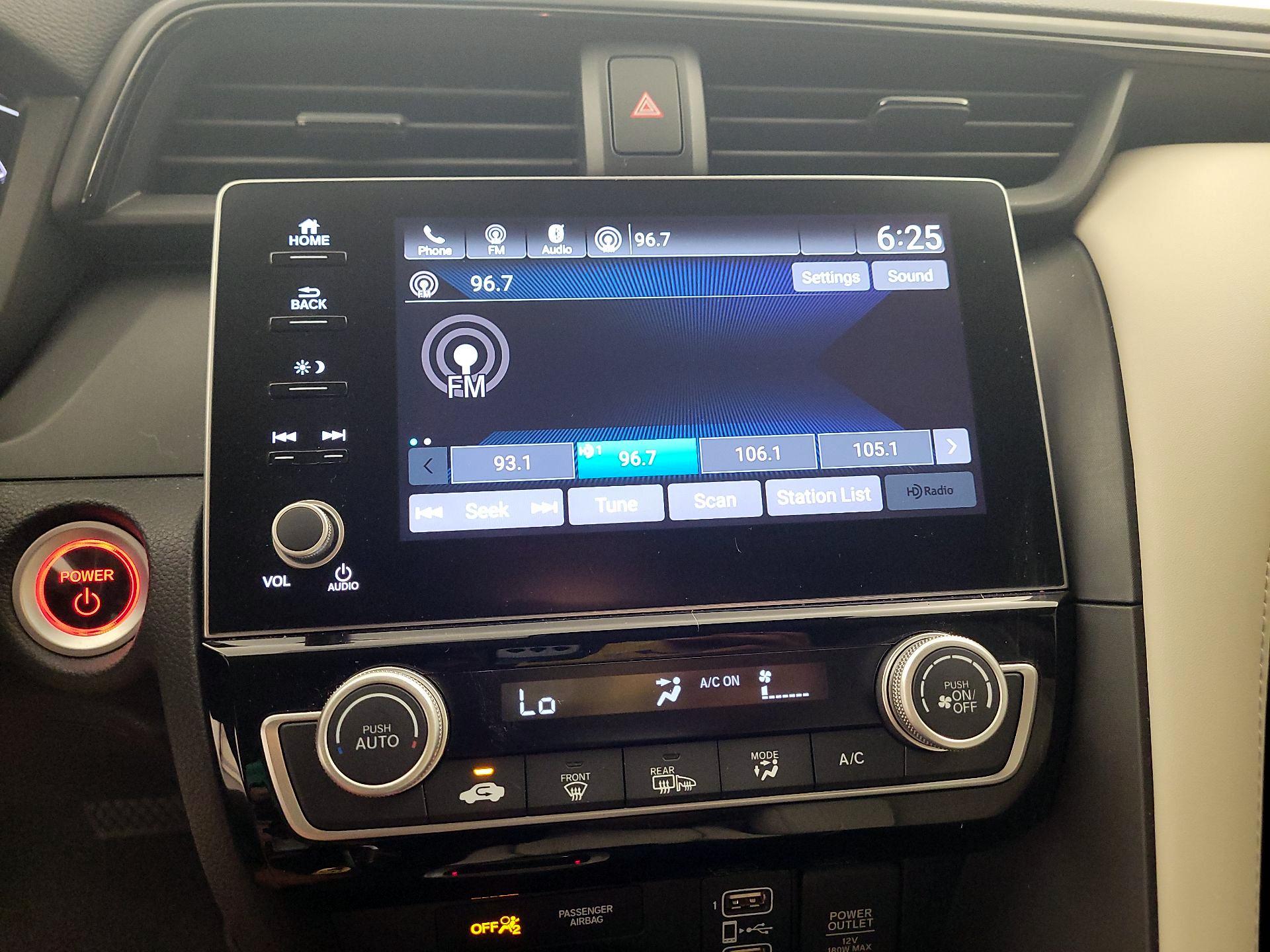 Thumbnail: 2019 Honda Insight - 15