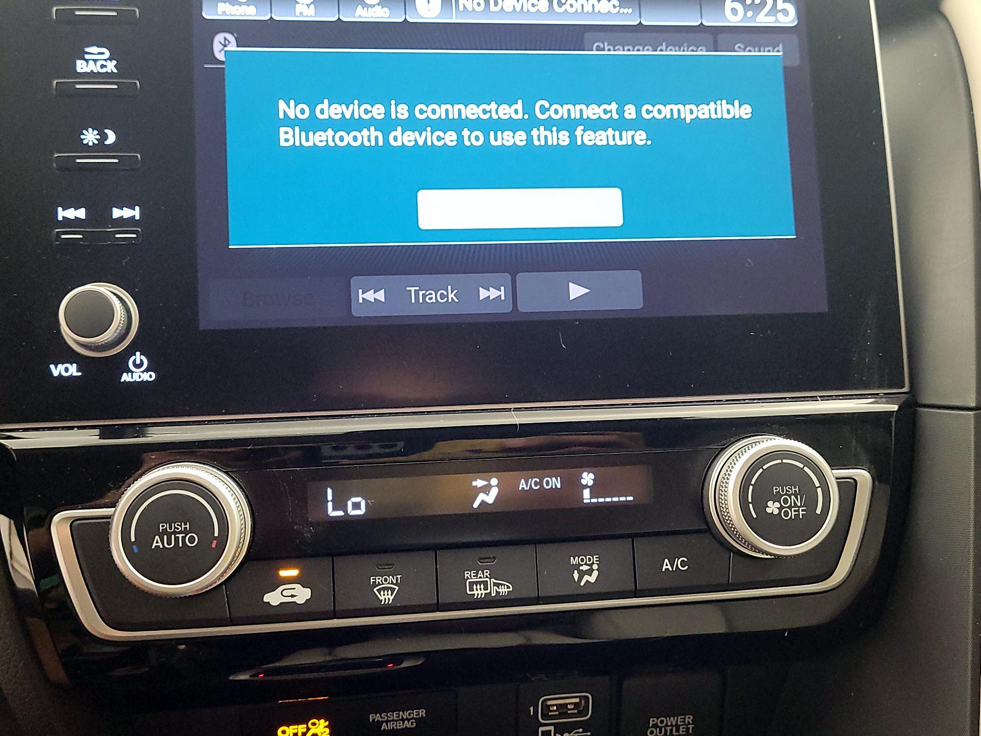 Thumbnail: 2019 Honda Insight - 16