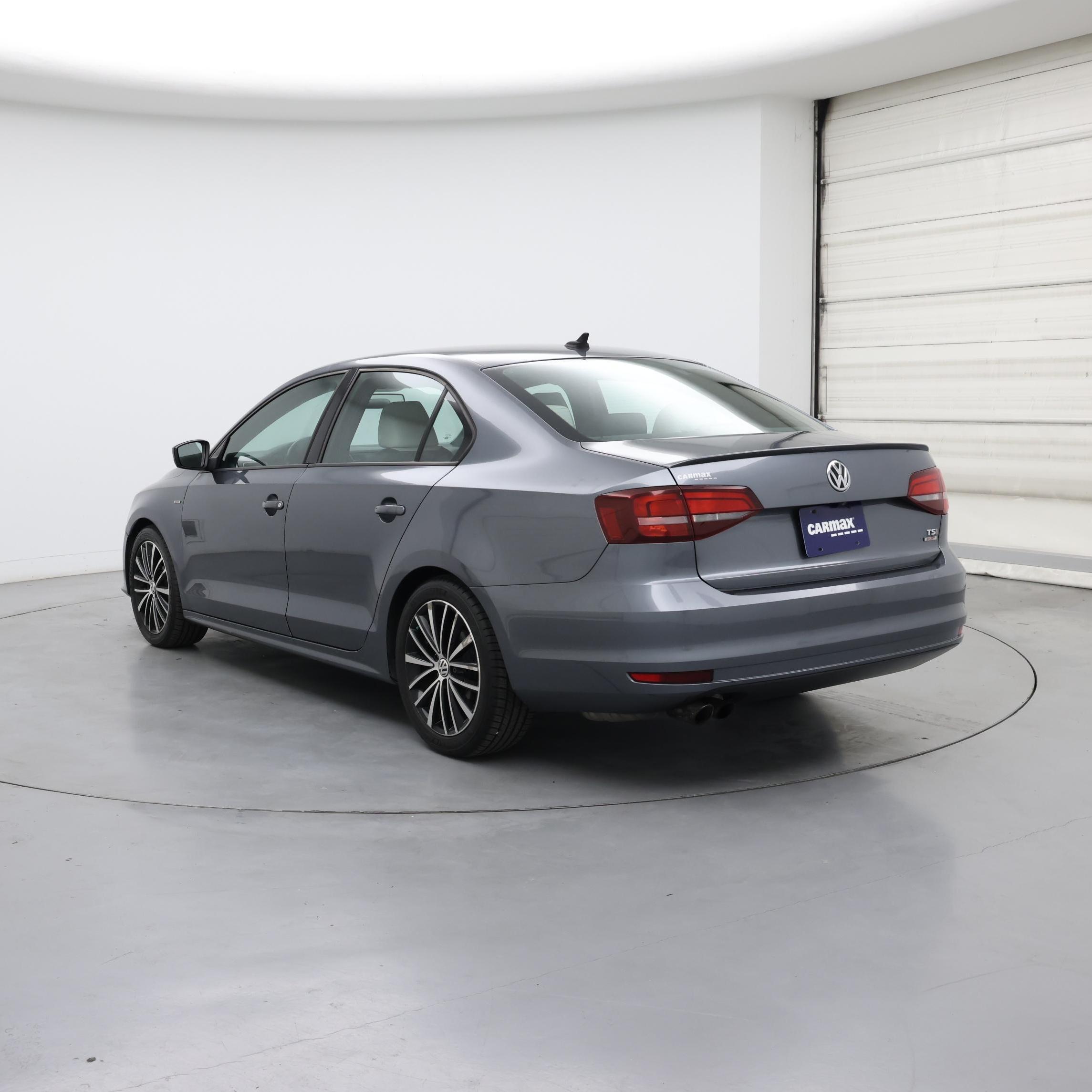 Thumbnail: 2016 Volkswagen Jetta - 2