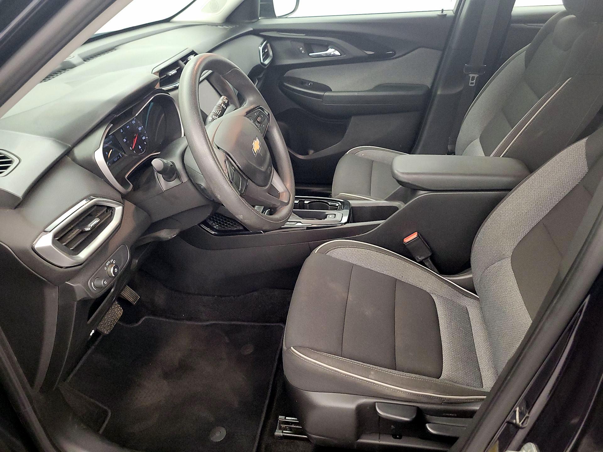 Thumbnail: 2021 Chevrolet TrailBlazer - 11