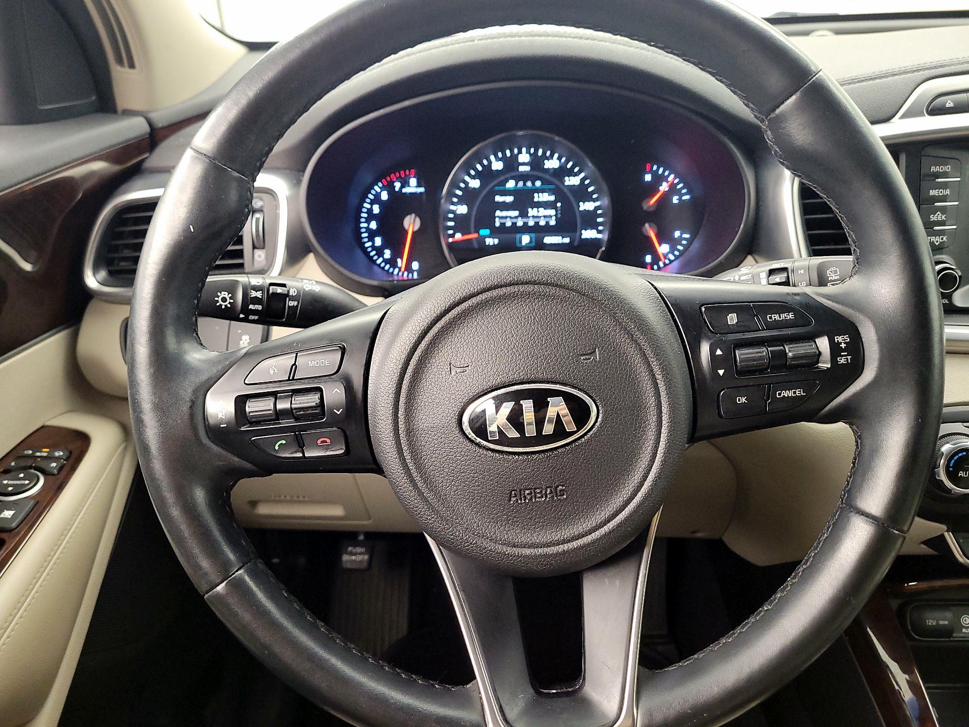 Thumbnail: 2018 Kia Sorento - 10