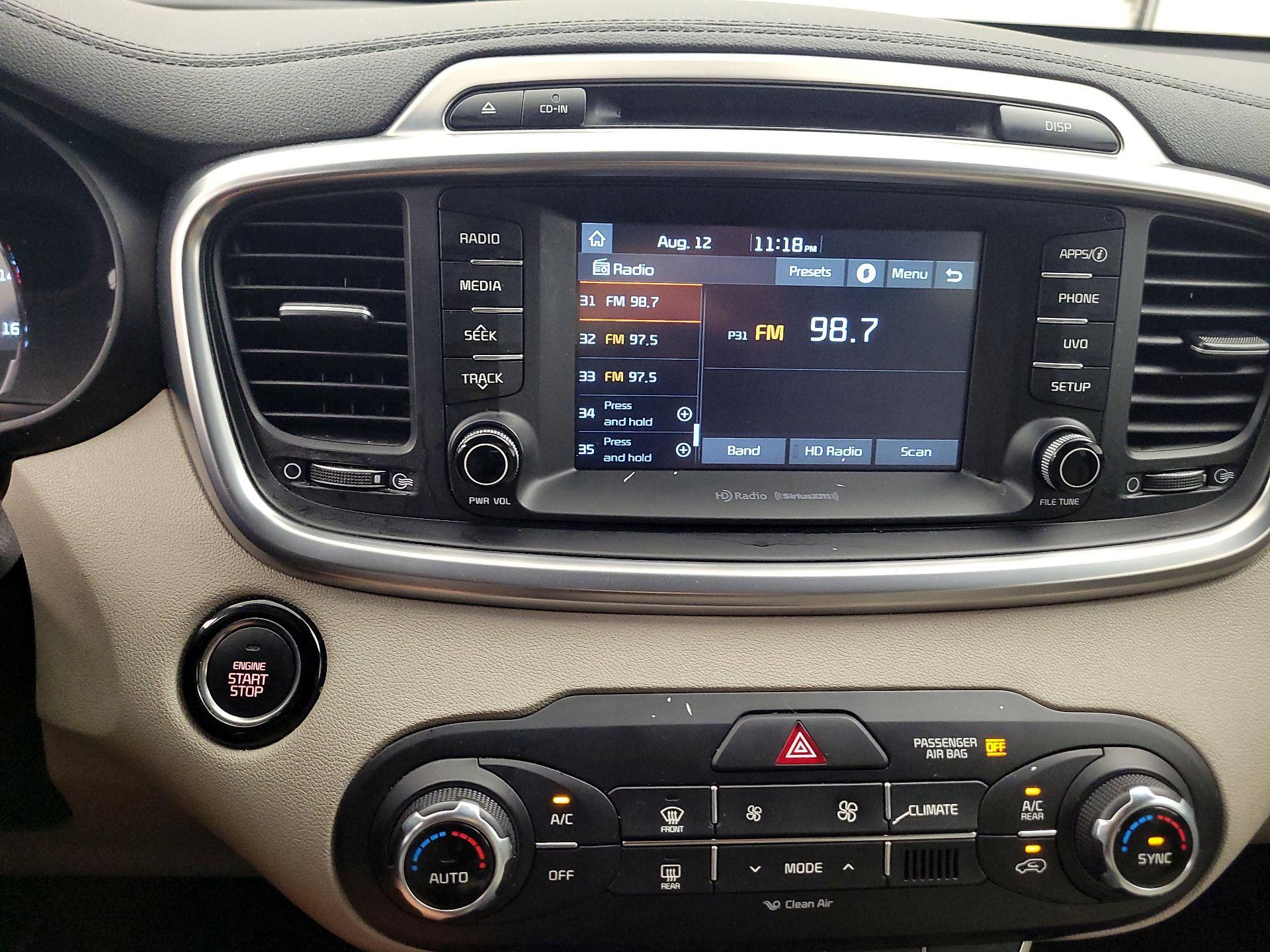 Thumbnail: 2018 Kia Sorento - 15
