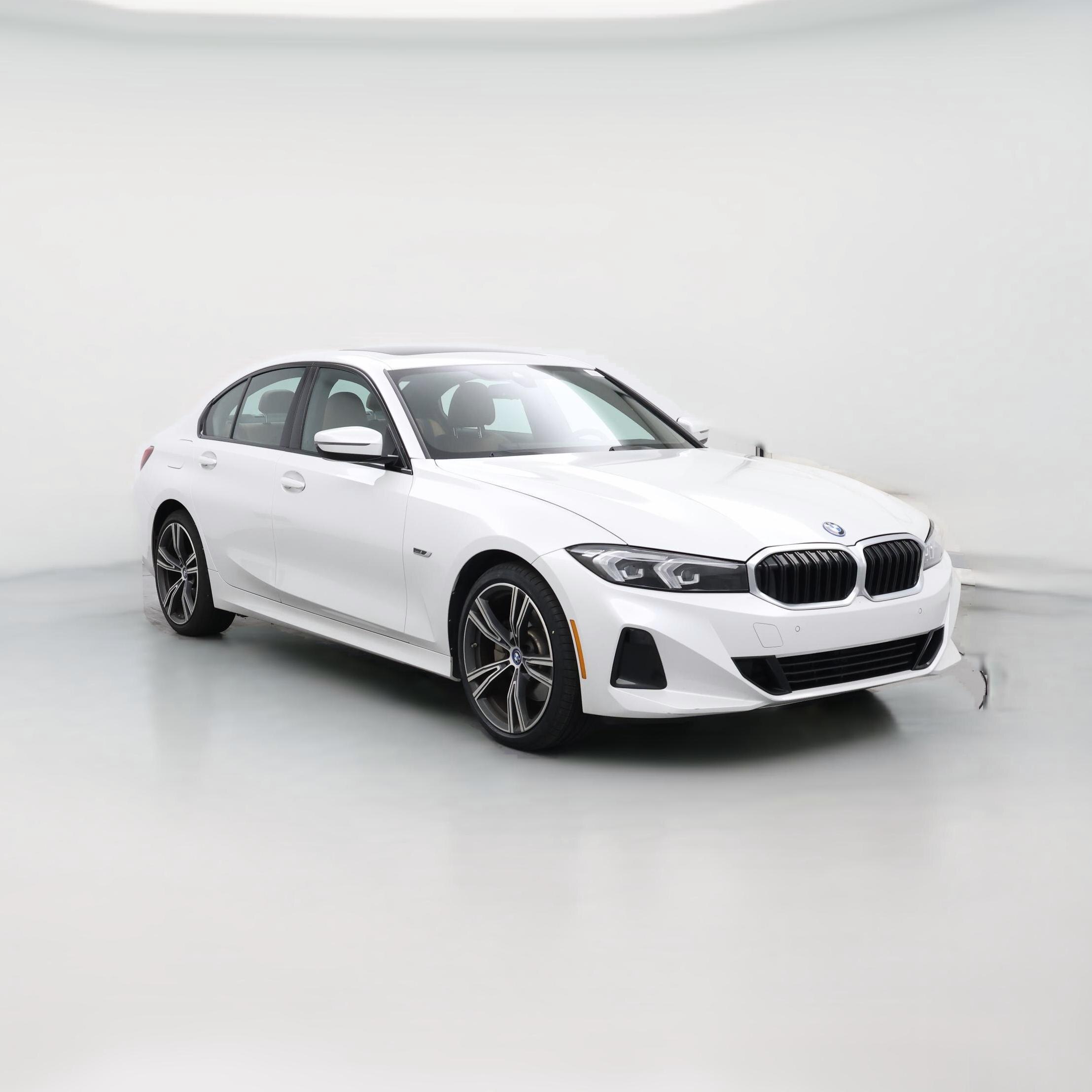 Thumbnail: 2023 BMW 3 Series - 1