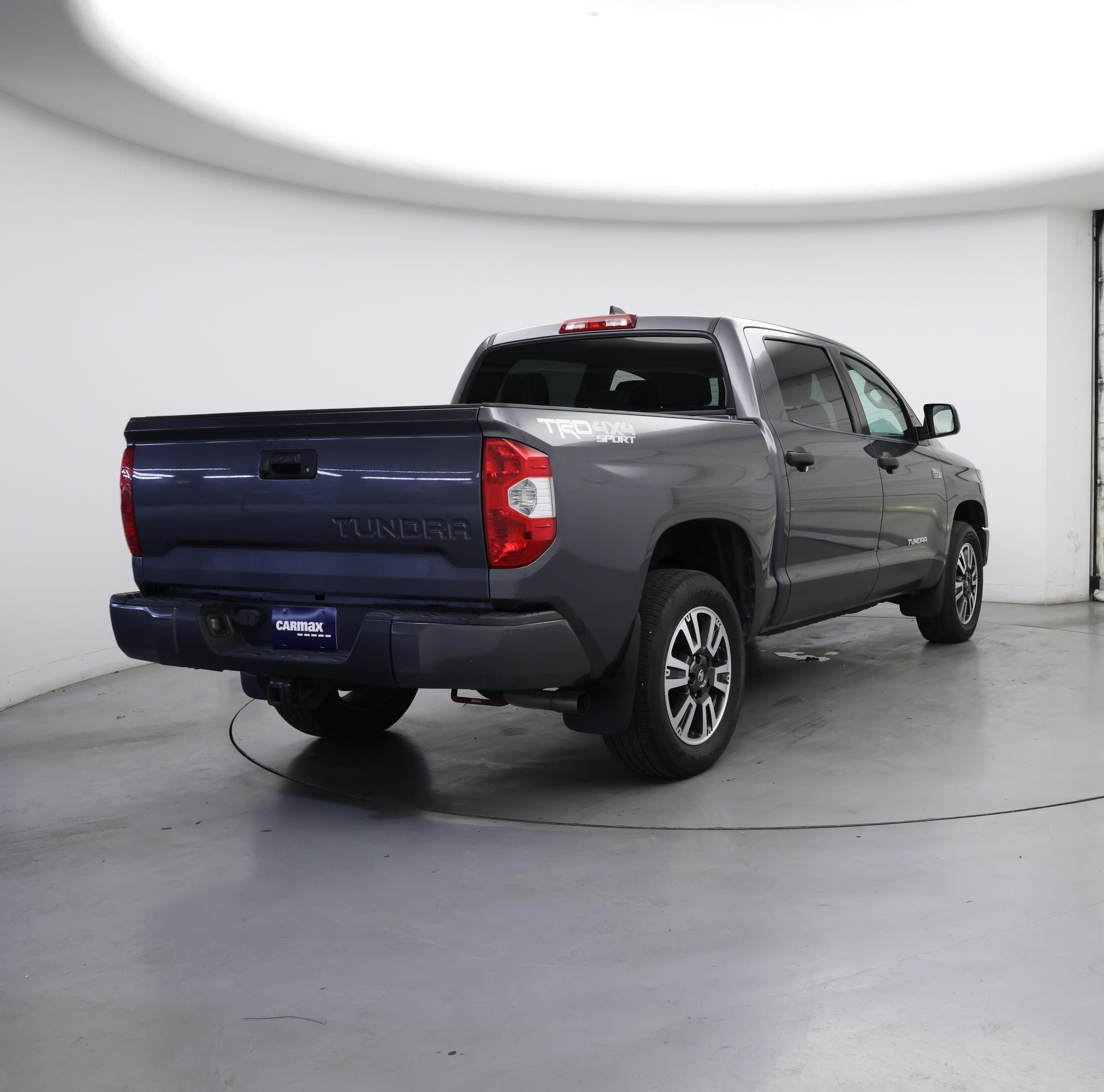 Thumbnail: 2020 Toyota Tundra - 8