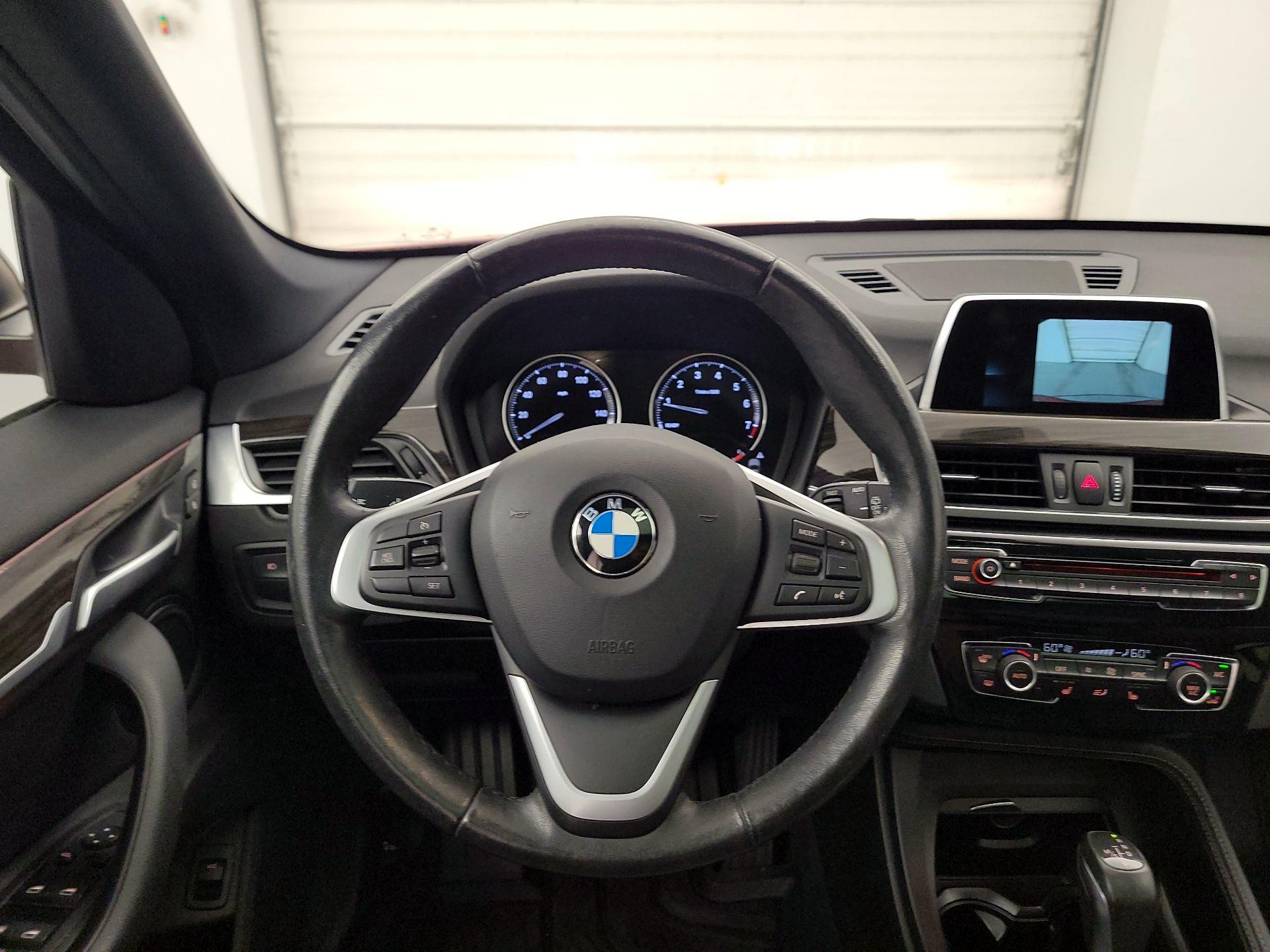 Thumbnail: 2018 BMW X1 - 10