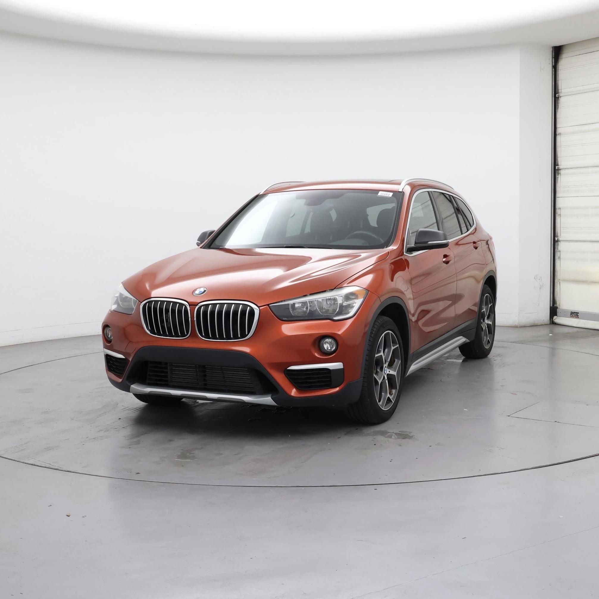 Thumbnail: 2018 BMW X1 - 4