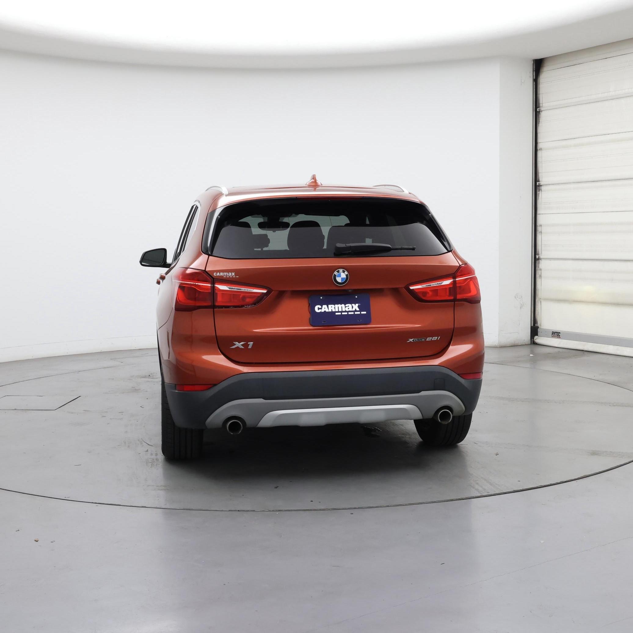 Thumbnail: 2018 BMW X1 - 6