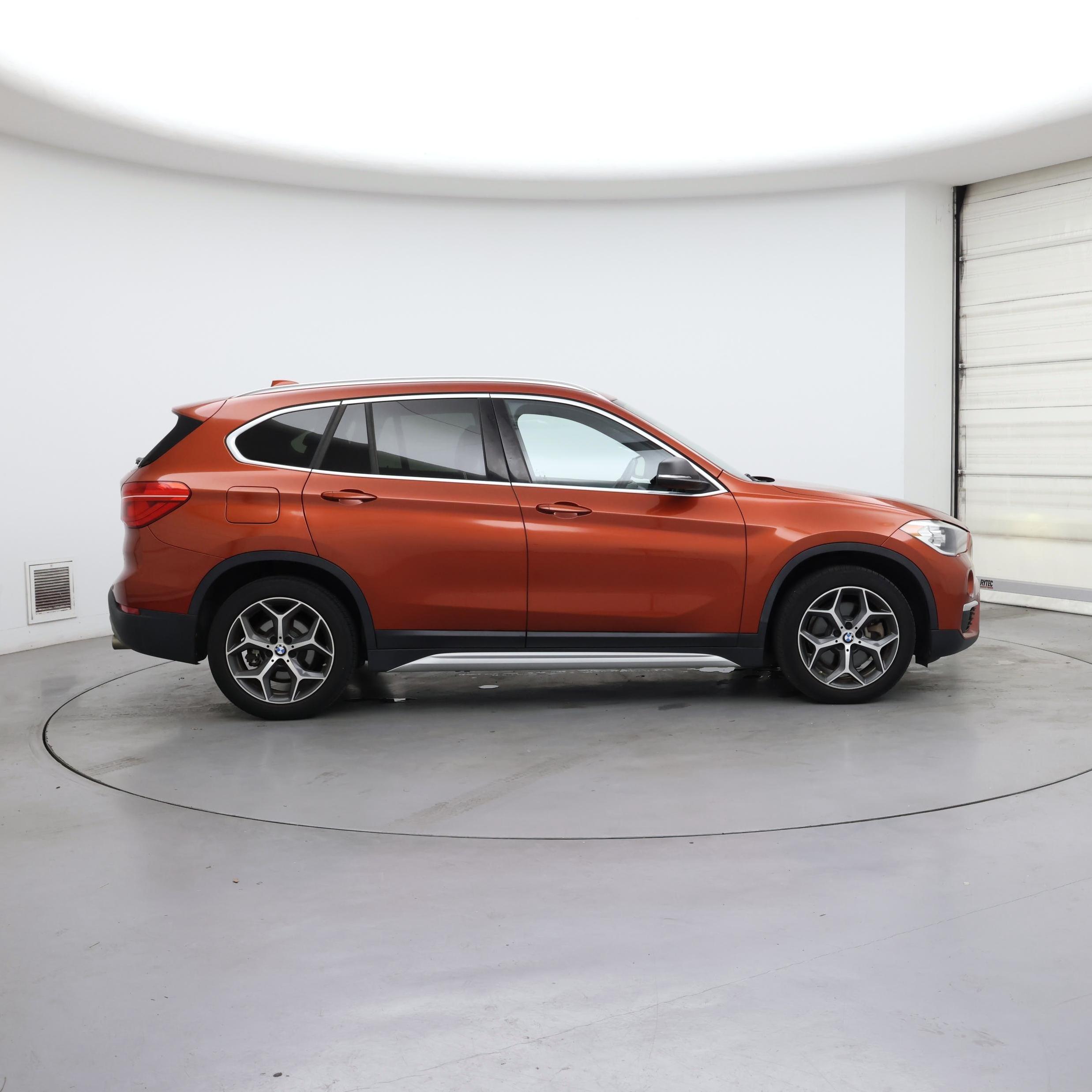Thumbnail: 2018 BMW X1 - 7