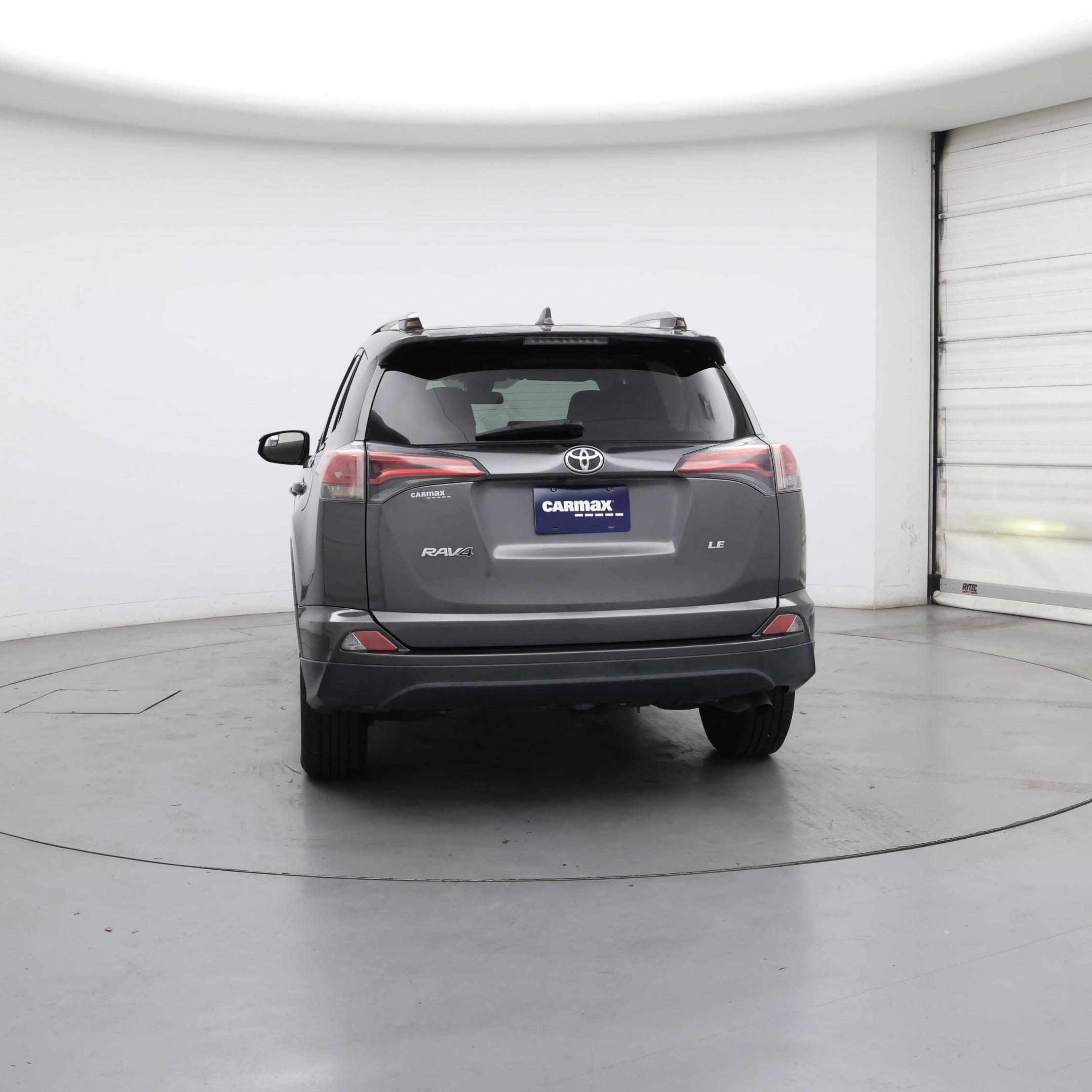 Thumbnail: 2017 Toyota RAV4 - 6