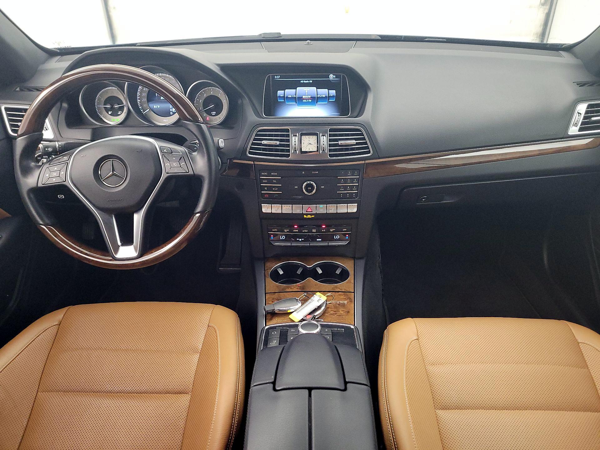 Thumbnail: 2017 Mercedes-Benz E-Class - 9