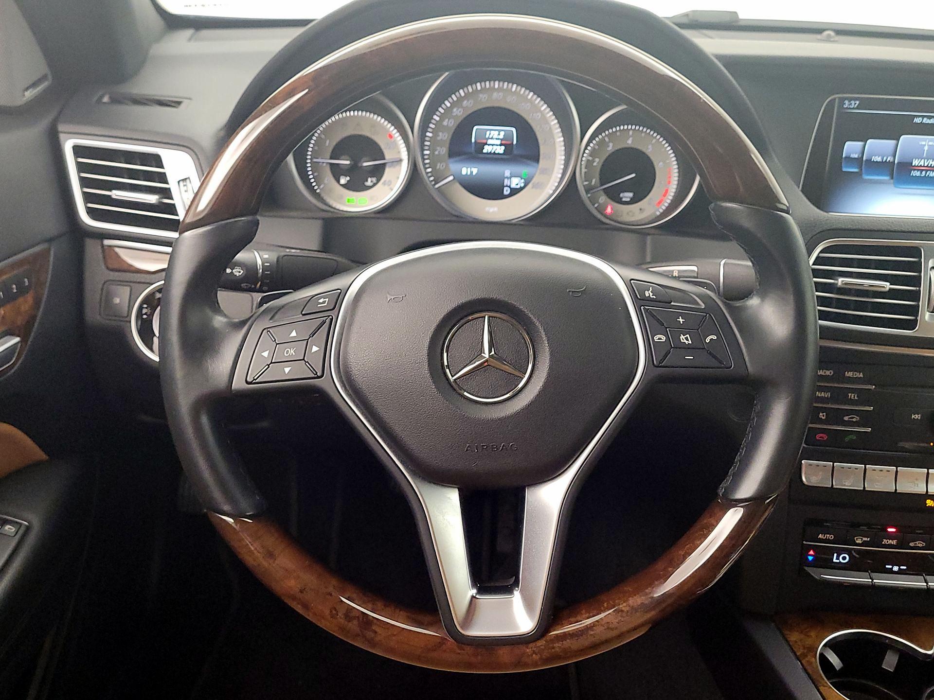 Thumbnail: 2017 Mercedes-Benz E-Class - 10