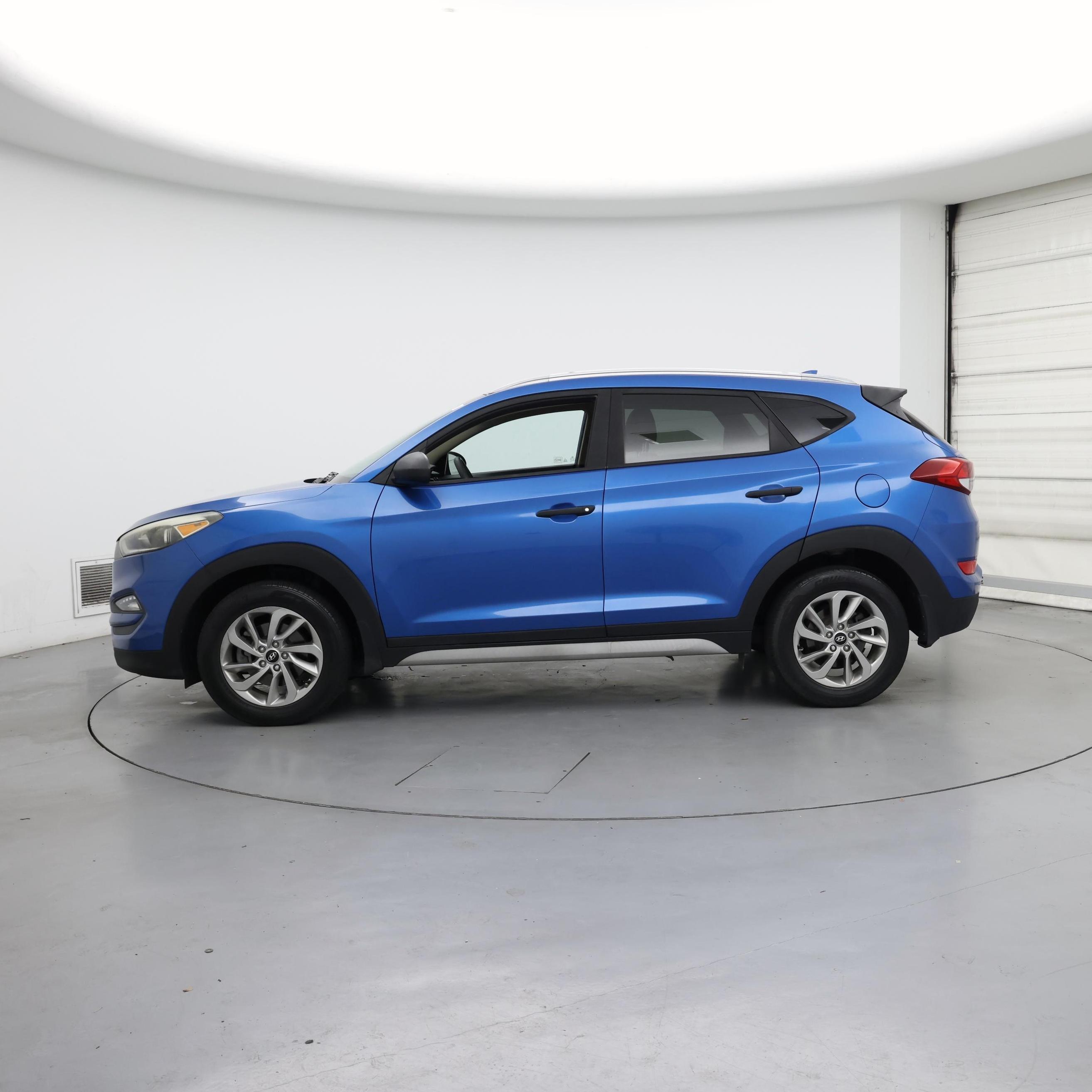 Thumbnail: 2018 Hyundai Tucson - 3