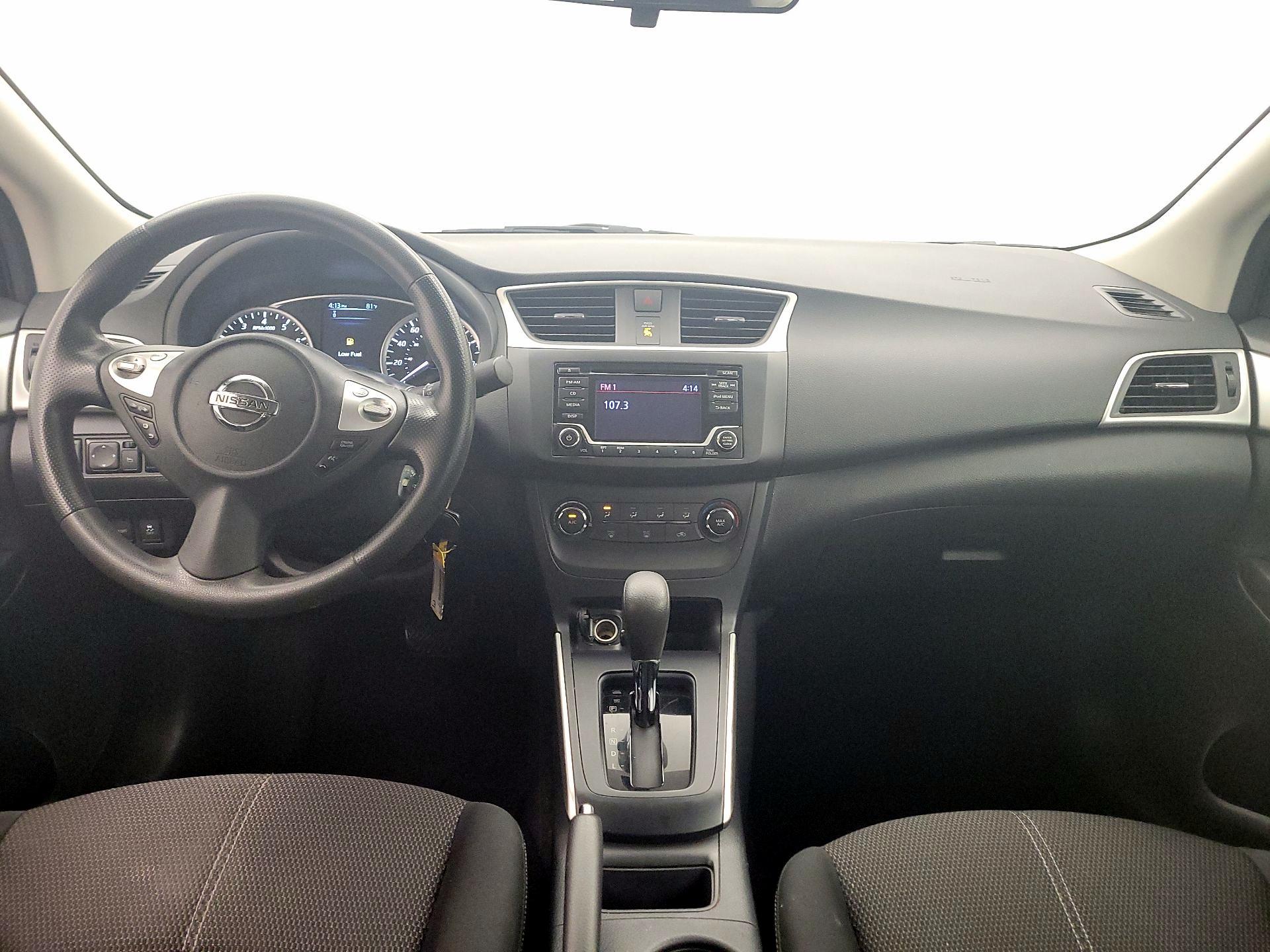 Thumbnail: 2018 Nissan Sentra - 9