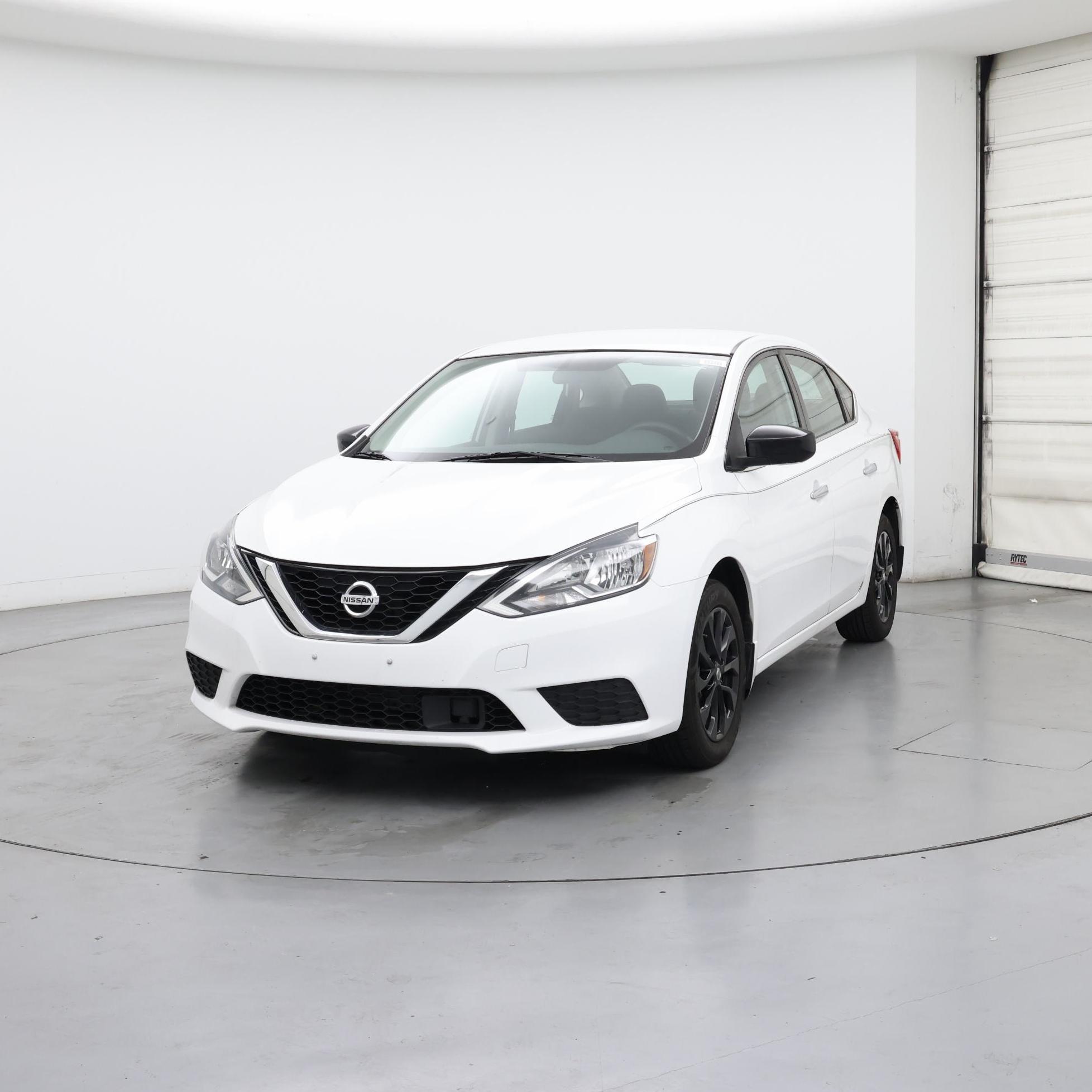 Thumbnail: 2018 Nissan Sentra - 4