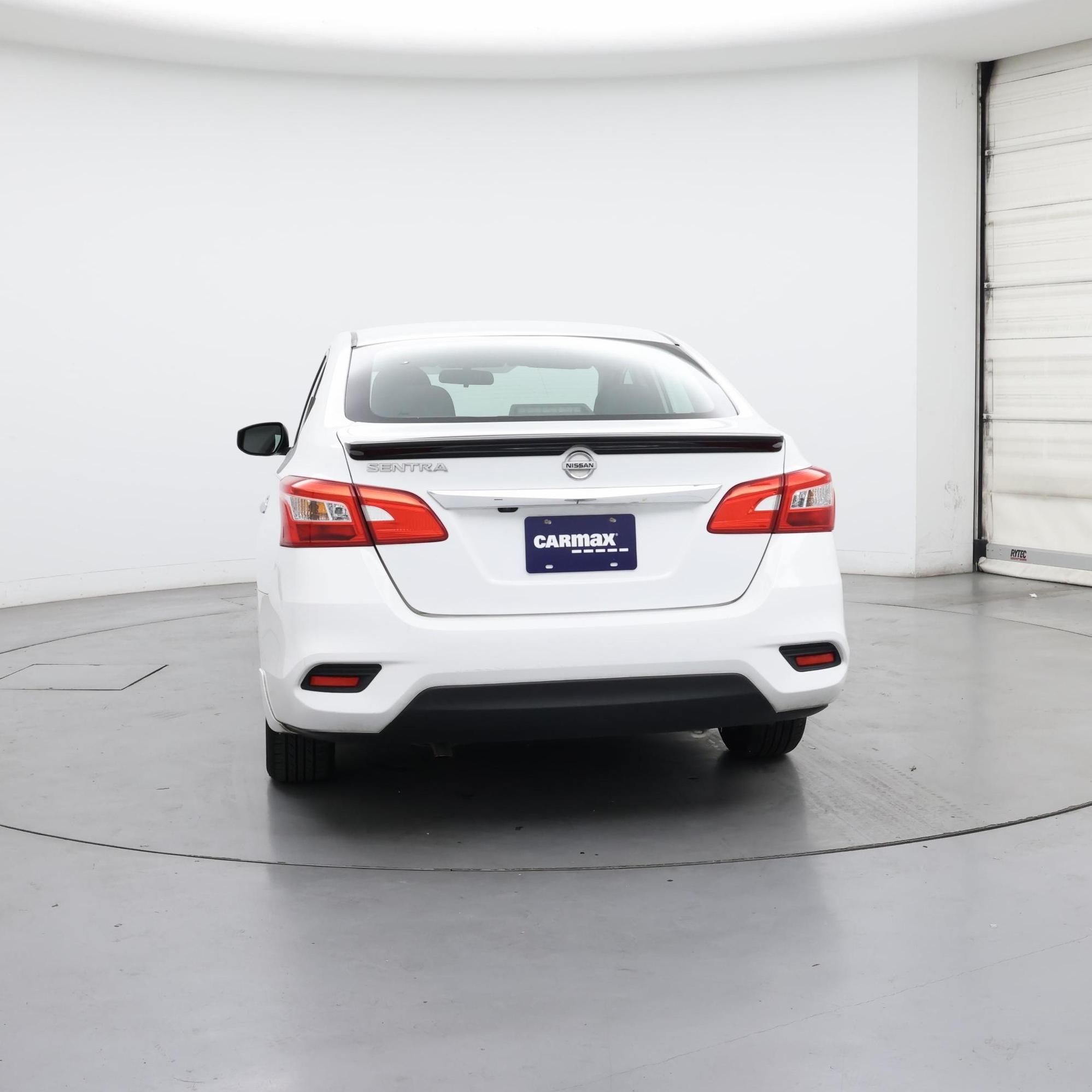 Thumbnail: 2018 Nissan Sentra - 6