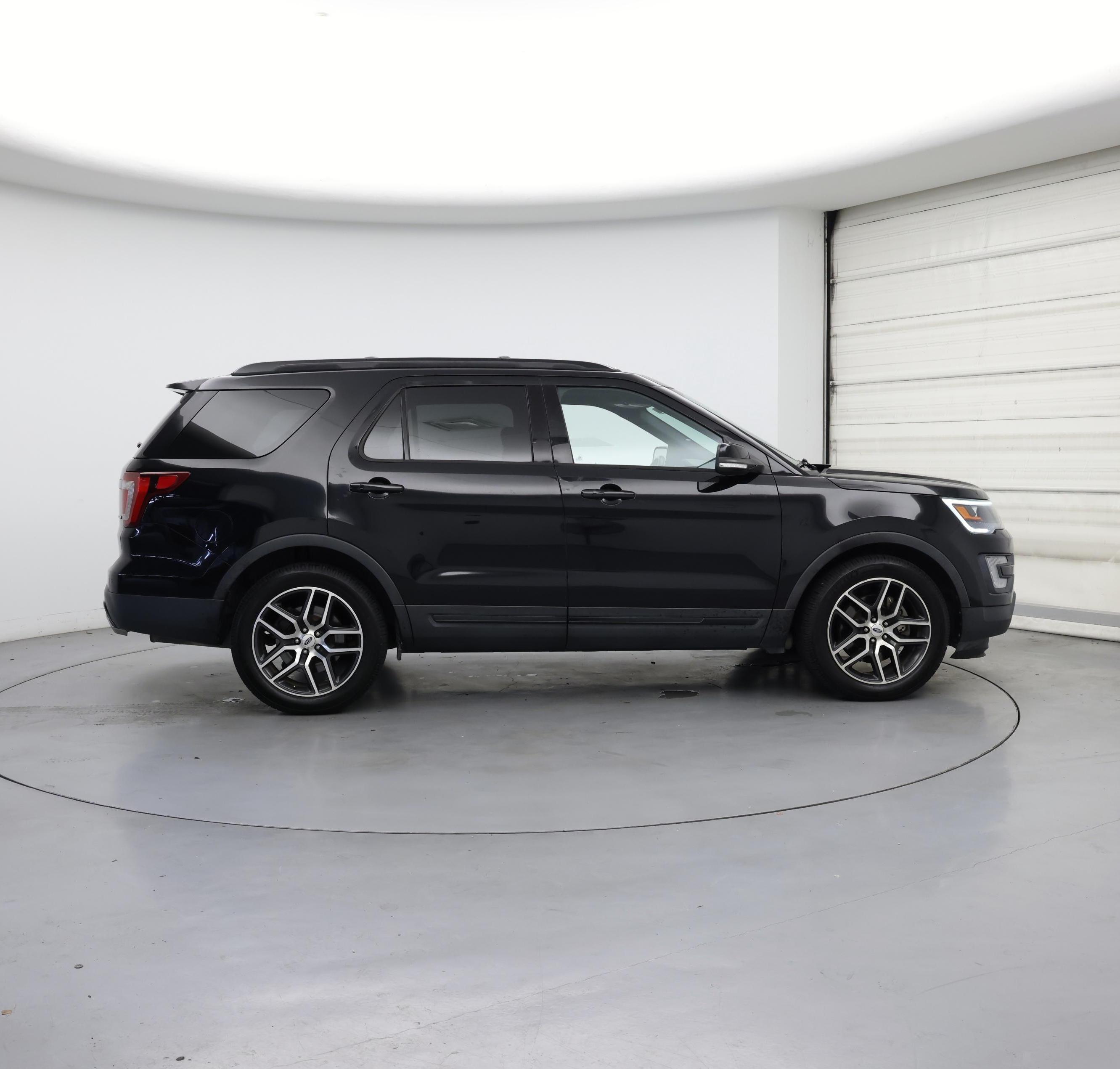 Thumbnail: 2017 Ford Explorer - 7